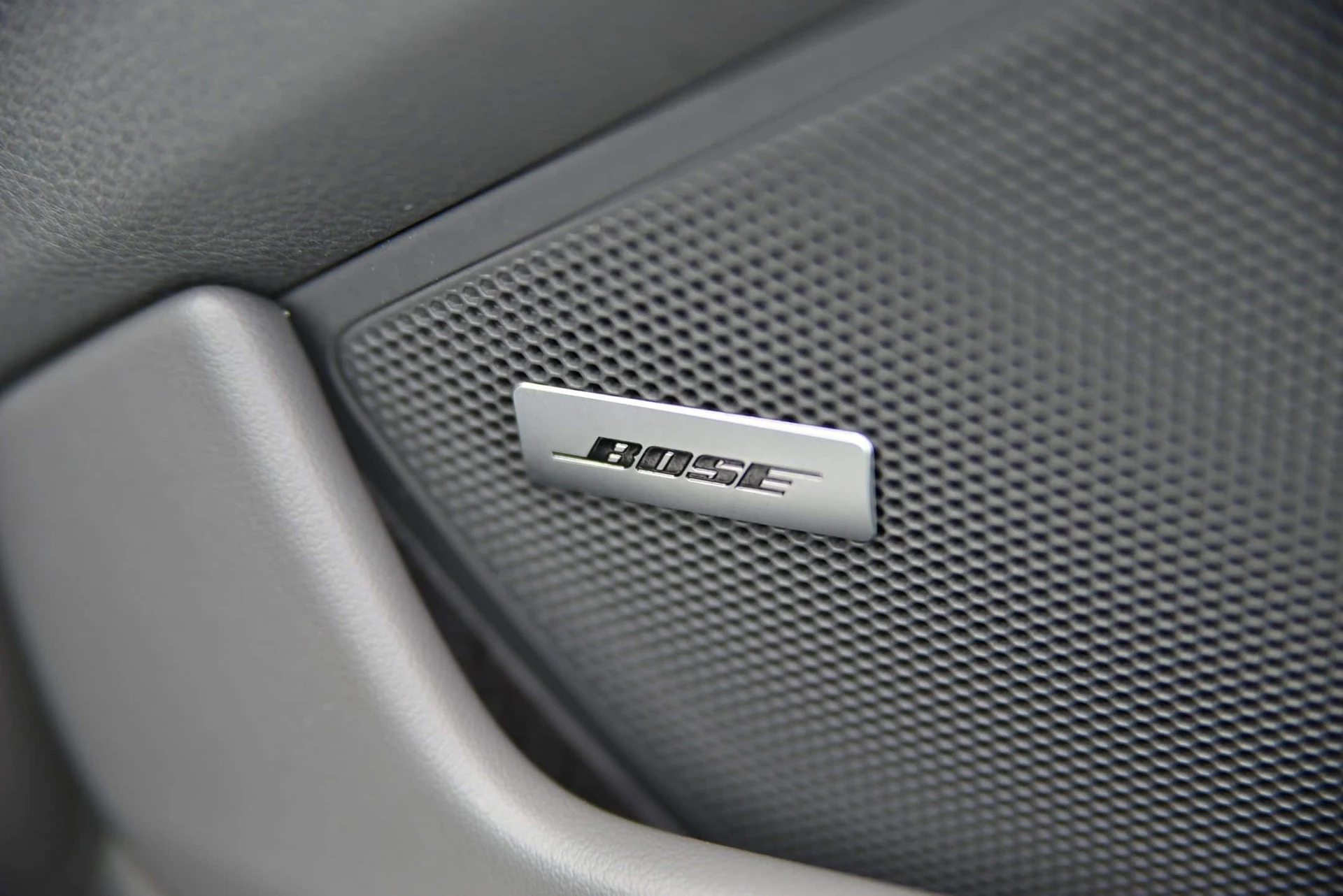 mph022_925394640_5dc45de00e7b809a3184f639891a605fx_4dbca1ca1e