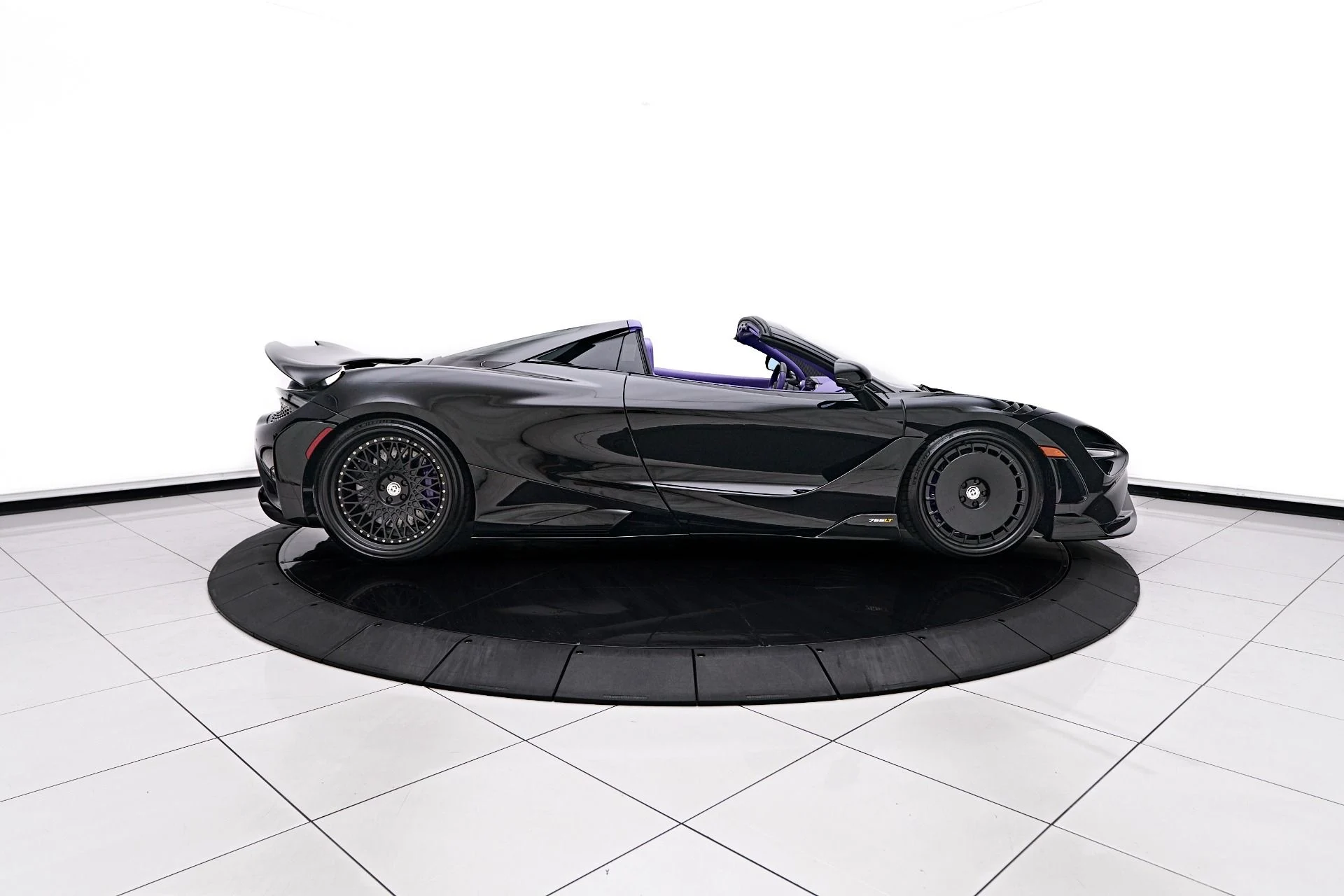 mph022_929005339_Used_2022_Mc_Laren_765_LT_Base_1753480618_de67ab3efd