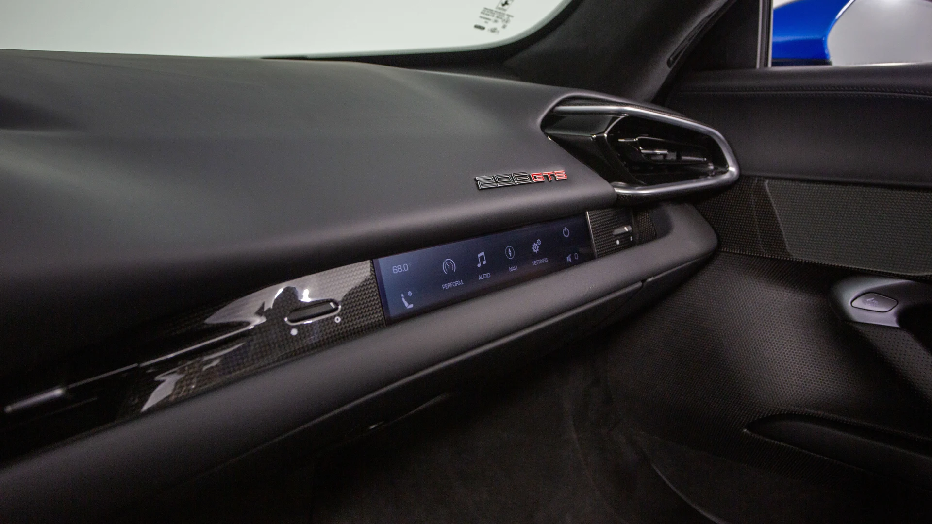 mph022_931327793_99b51b842e3946418b3e630078f26a10_82d2f6349f