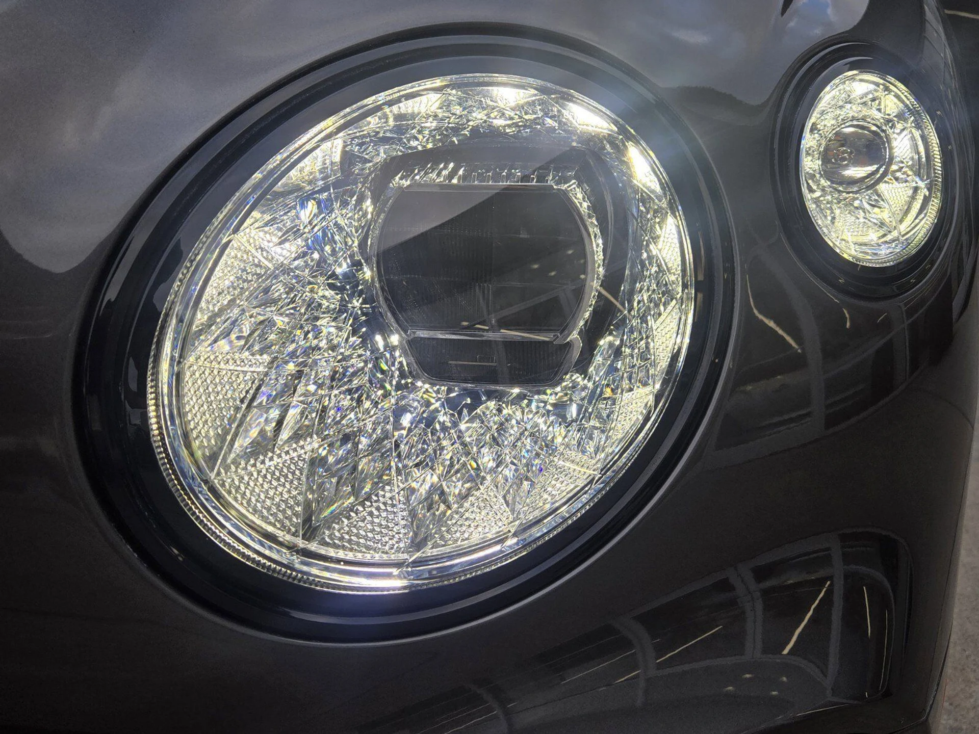 mph022_932657296_8c5aecab0442bd5a6c90d9e997b6628bx_03d6725f94