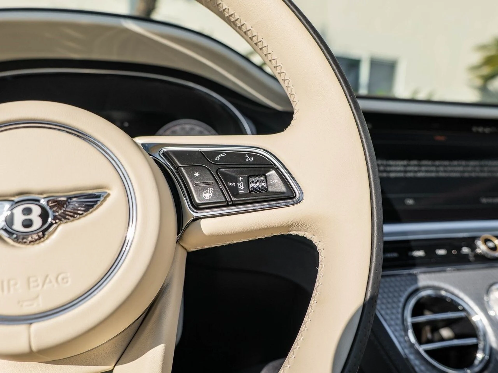 mph022_934085647_3b5df0676e7bfe578b5f8d0eaf3a108ex_81b69c12cf