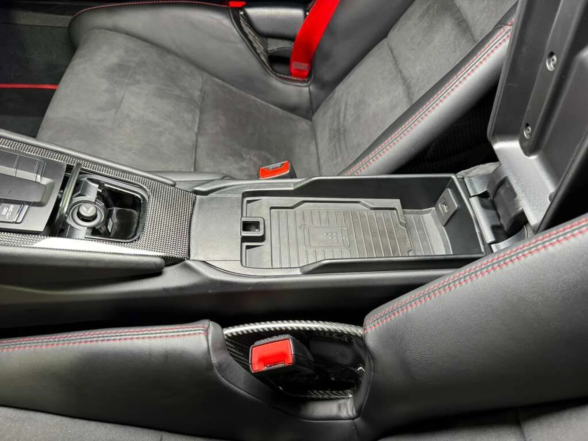 mph022_934269323_bfbf4733f45ab3efddd5e951233a6e10_db9414750e