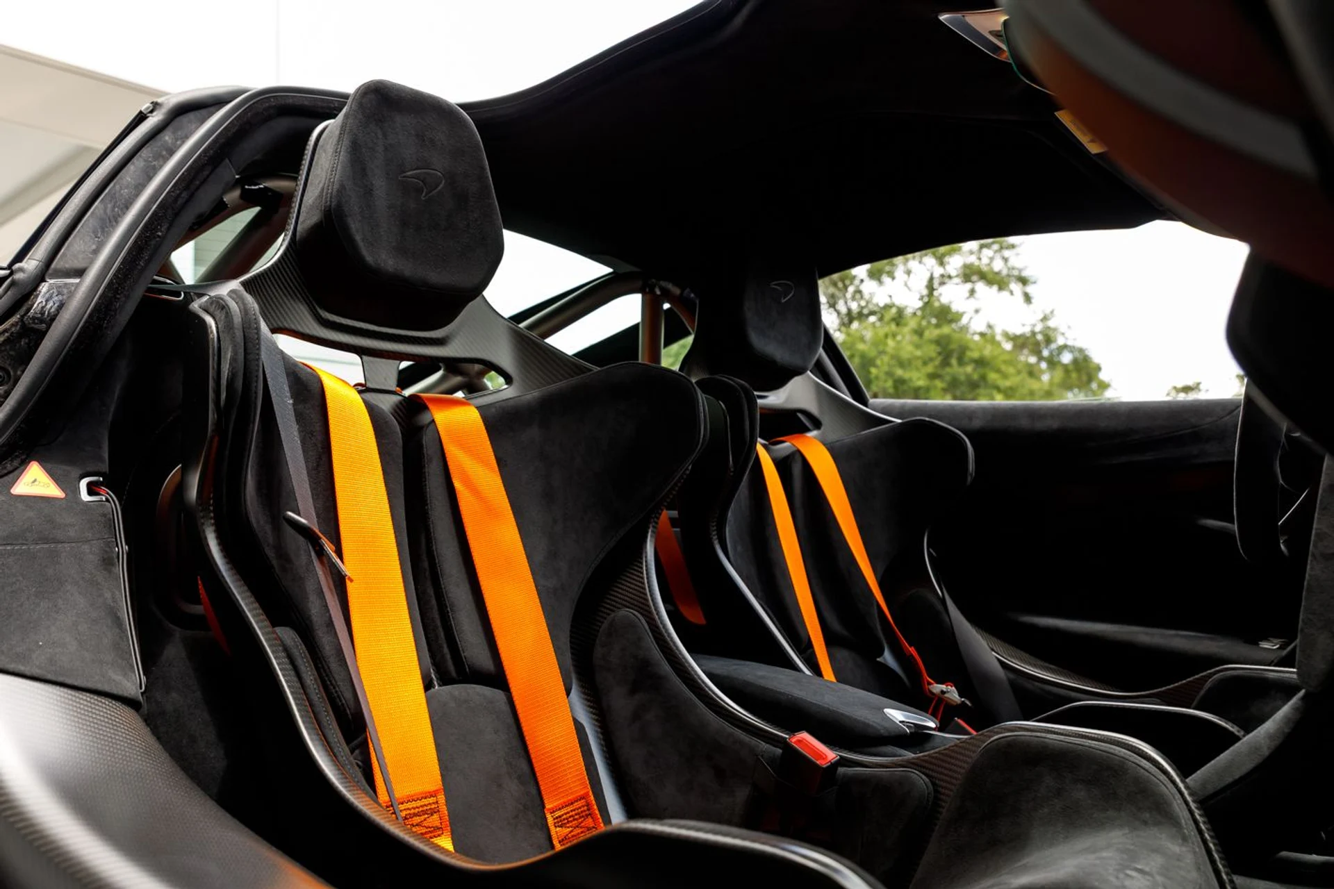 mph022_936360532_573_p23_l_9785cb359a