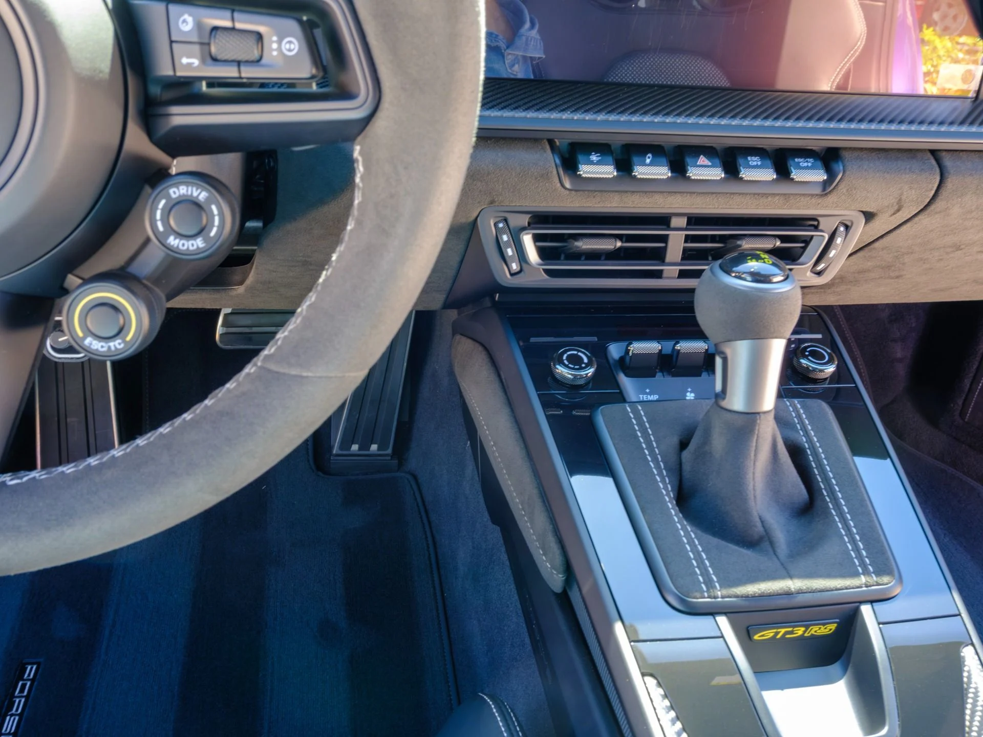 mph022_941887430_Used_2024_Porsche_911_GT_3_RS_1771891928_42e8cb3510