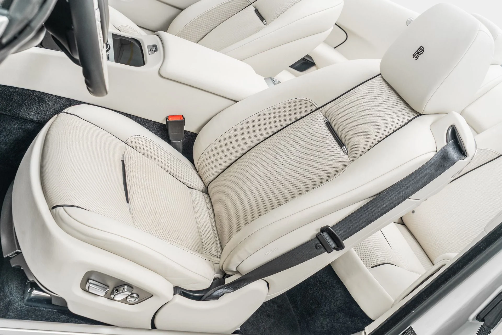 mph022_942579850_Used_2020_Rolls_Royce_Dawn_Fully_Polished_Wheels_Heated_and_Ventilated_Seats_1764007062_88564e17ed