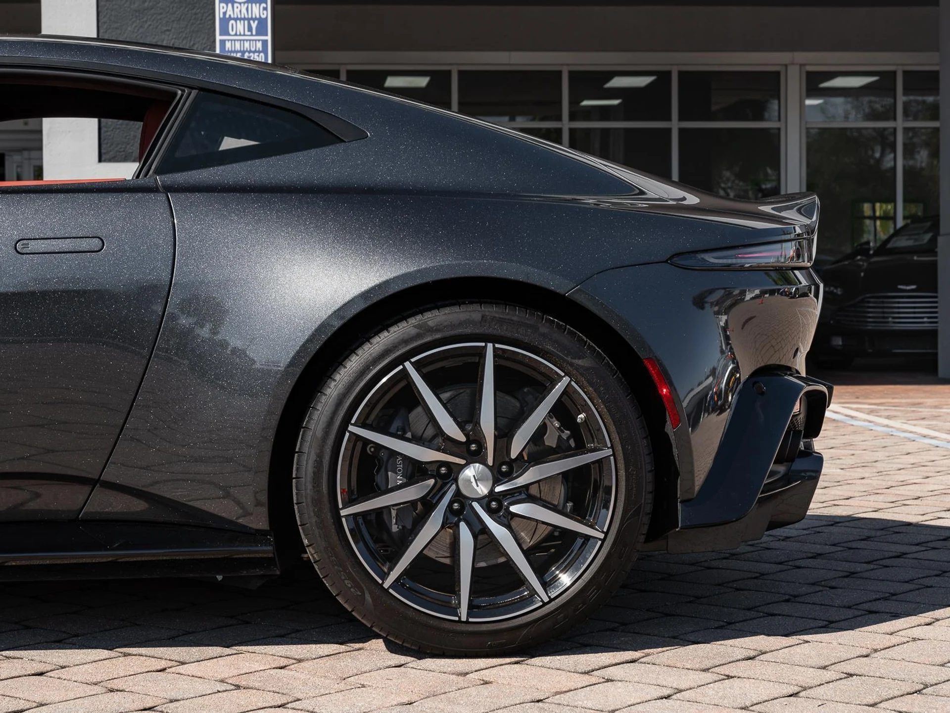 mph022_9437990_Used_2021_Aston_Martin_Vantage_Coupe_Automatic_1771064400_522bc59a55