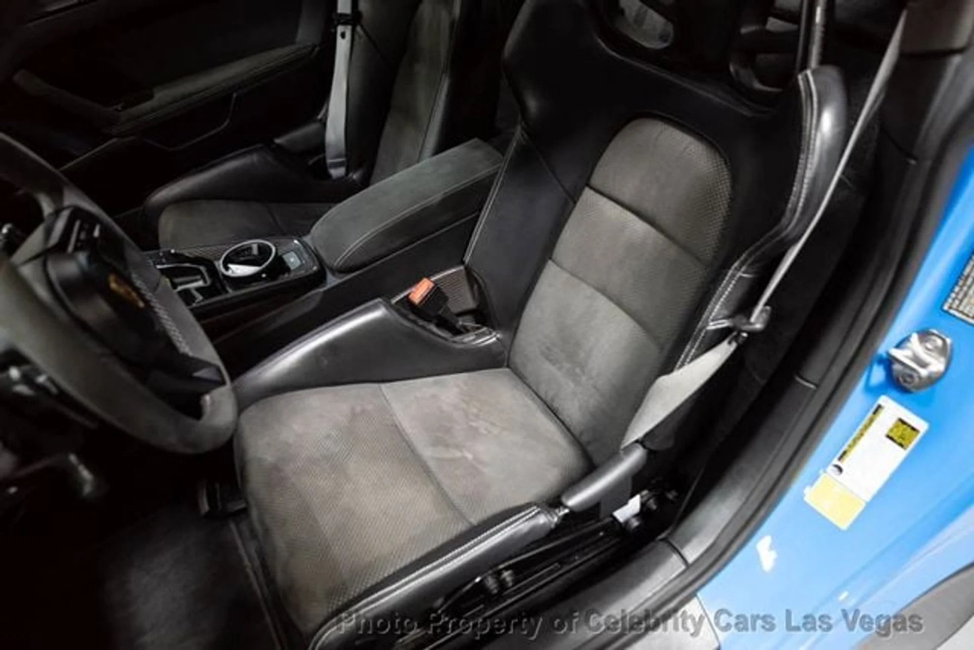 mph022_944461233_used_2022_porsche_911_gt3coupe_9707_23088609_27_640_70af034aad