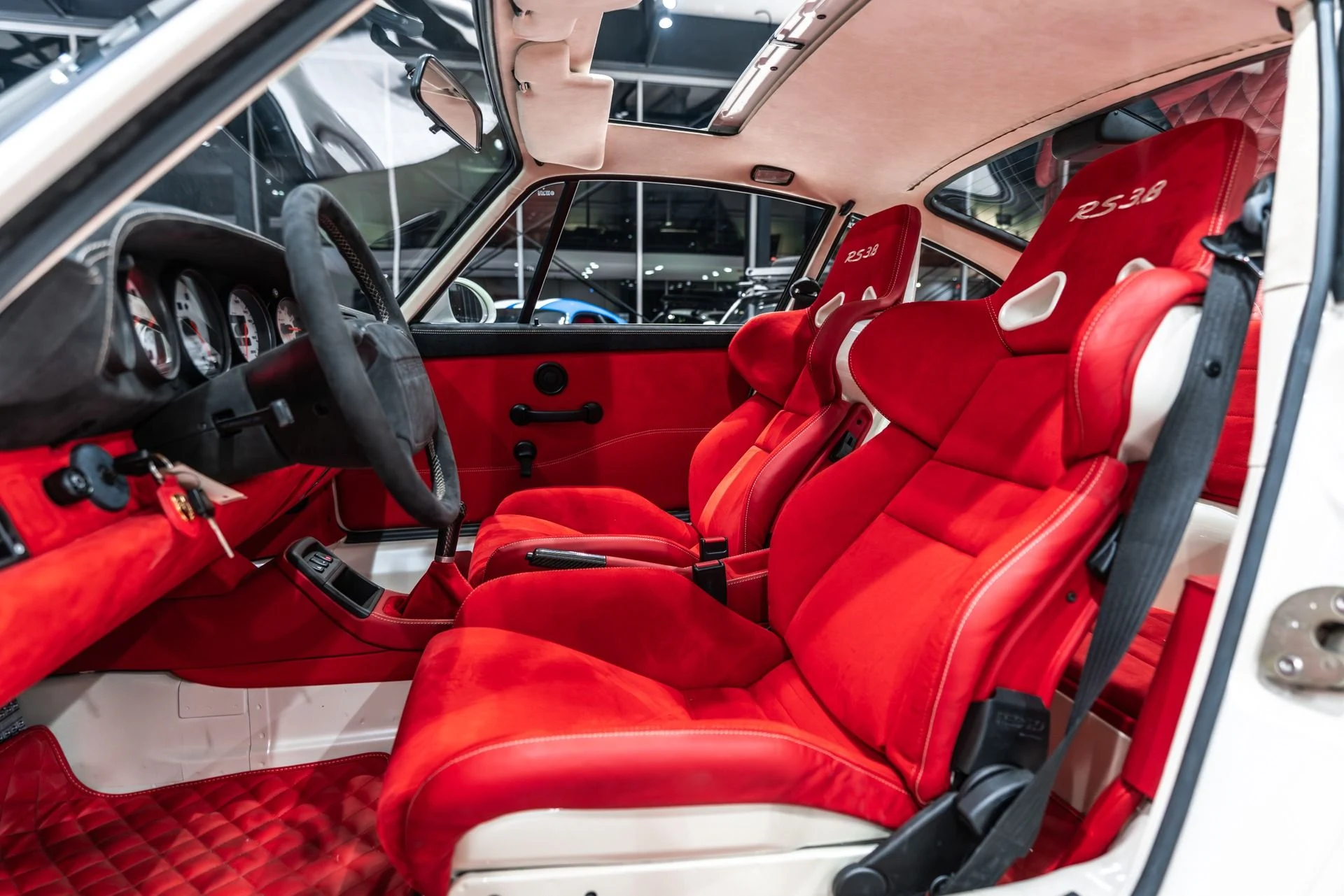 mph022_944870487_12739_p23_l_62abee6255