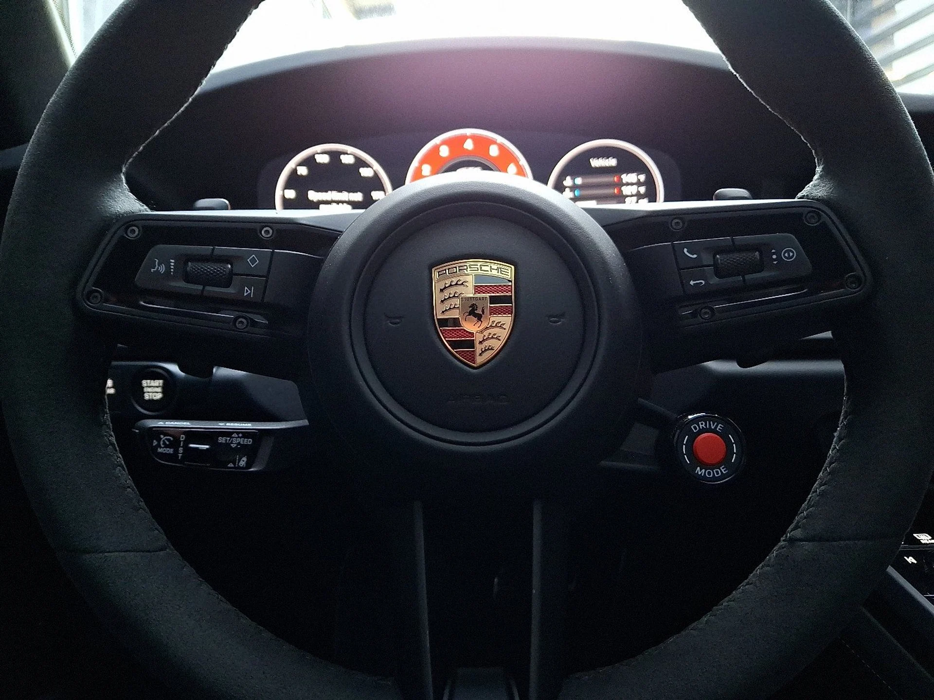 mph022_945138387_70000b9d8c6d9ae53f500c98752cf57d_71032b887b