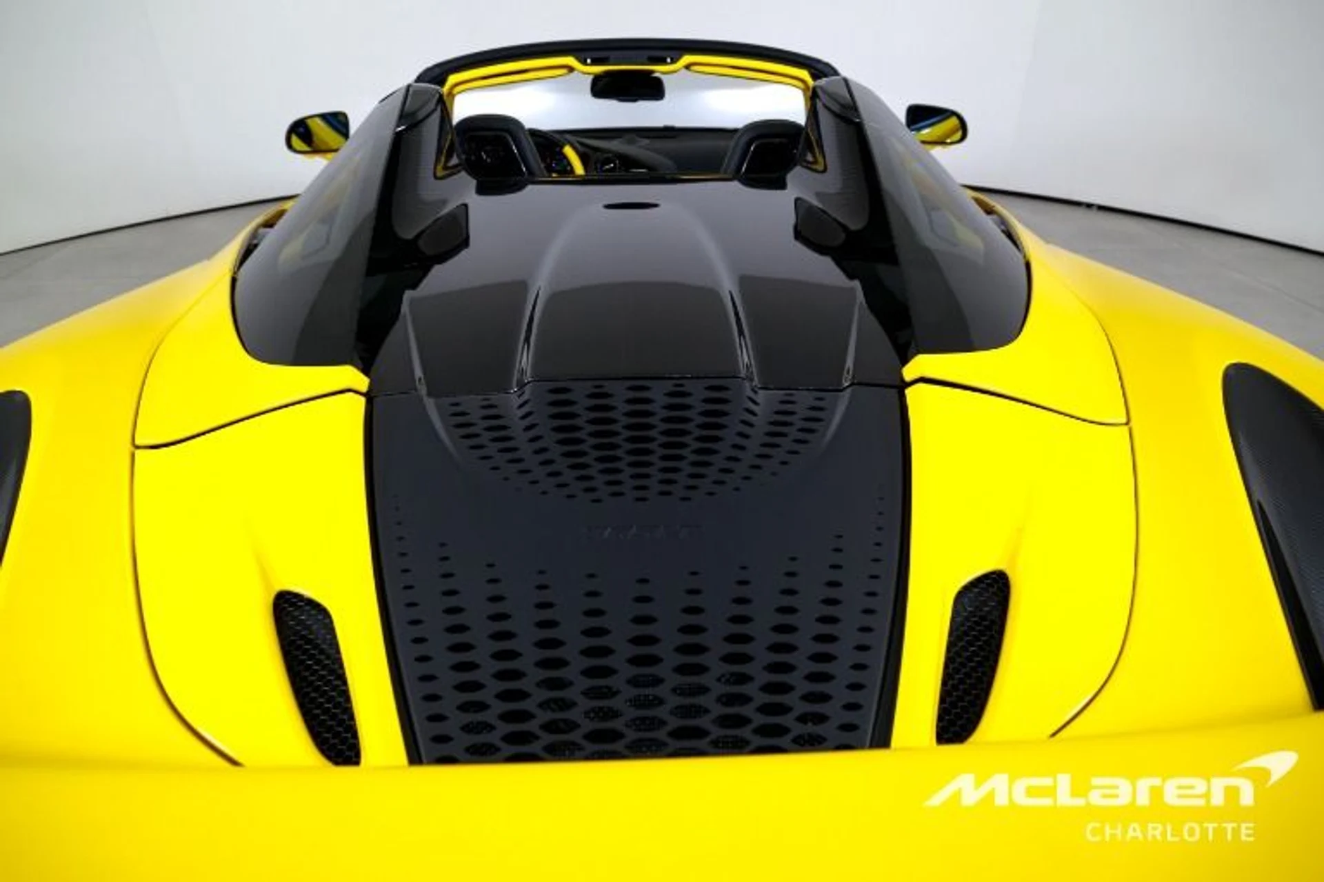 mph022_949021389_Used_2022_Mc_Laren_765_LT_Spider_e4d2f130e3
