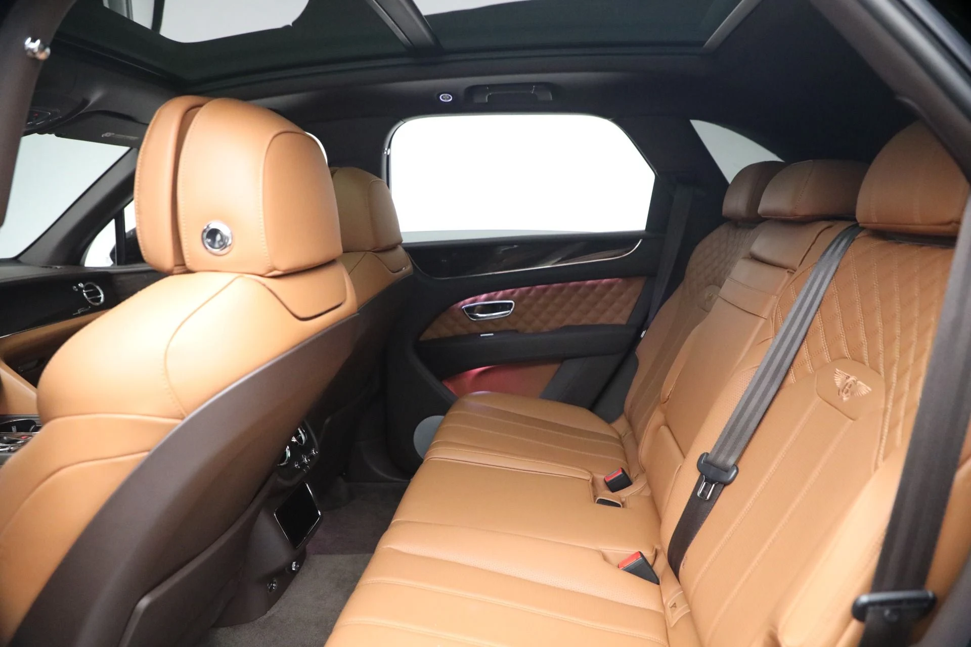 mph022_950372202_Used_2021_Bentley_Bentayga_Speed_1787670236_c2e15279f2
