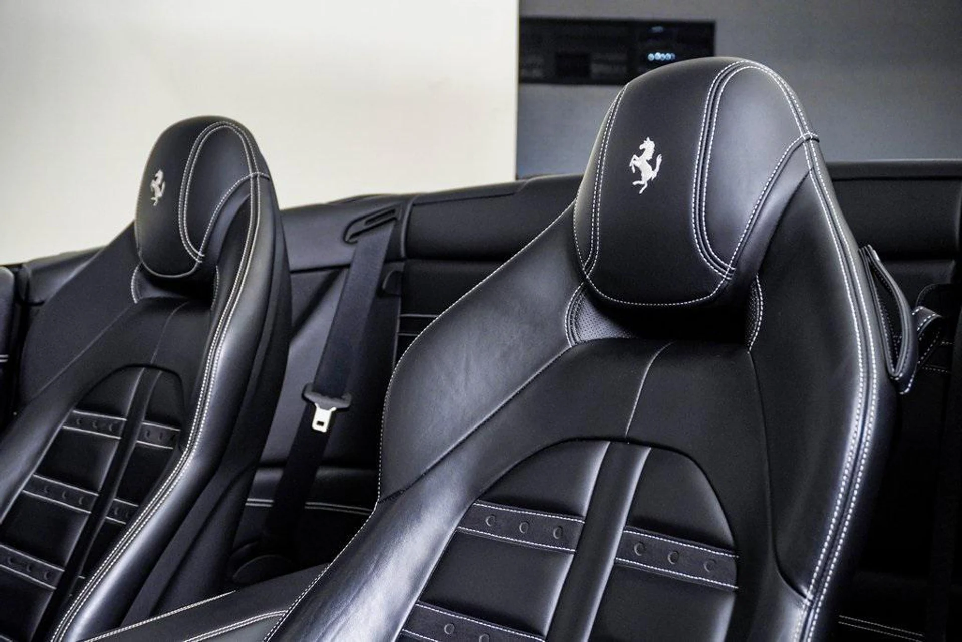 mph022_951681543_VA_Rc_OHNY_1u_R1_Hs9_Z_Gcu3lx_Sbz_BE_57a96eb542