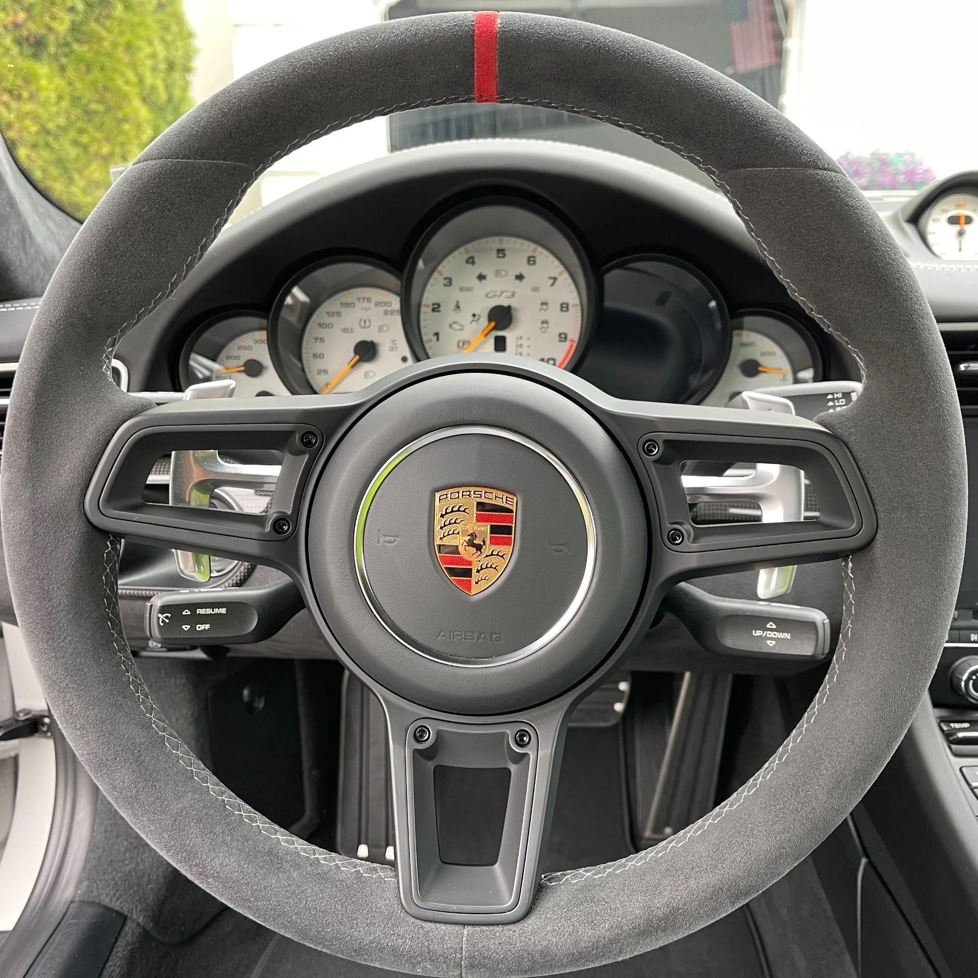 mph022_951904540_Used_2018_Porsche_911_GT_3_1764615089_f157e4287d