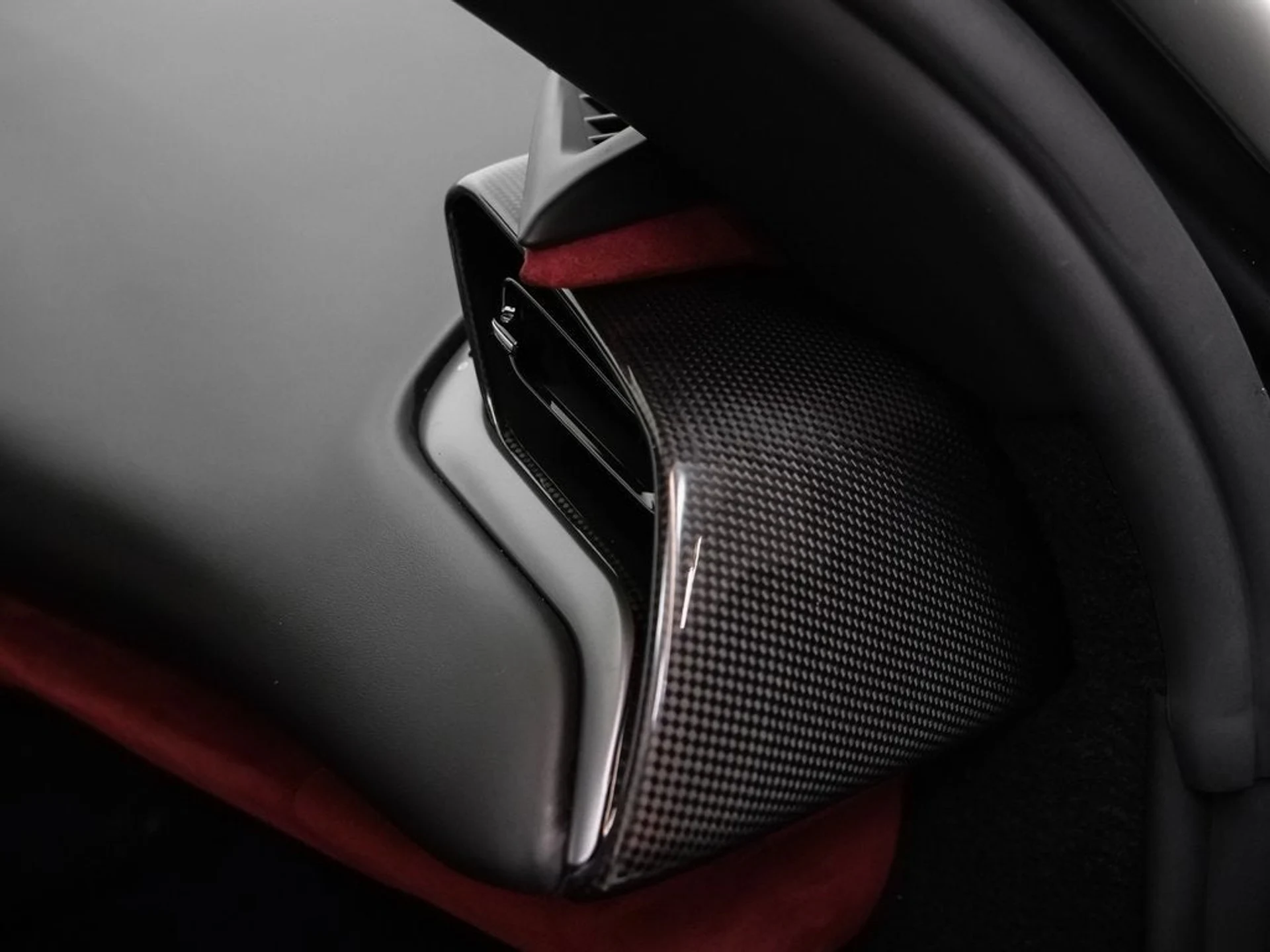 mph022_959596805_23_7036431afd