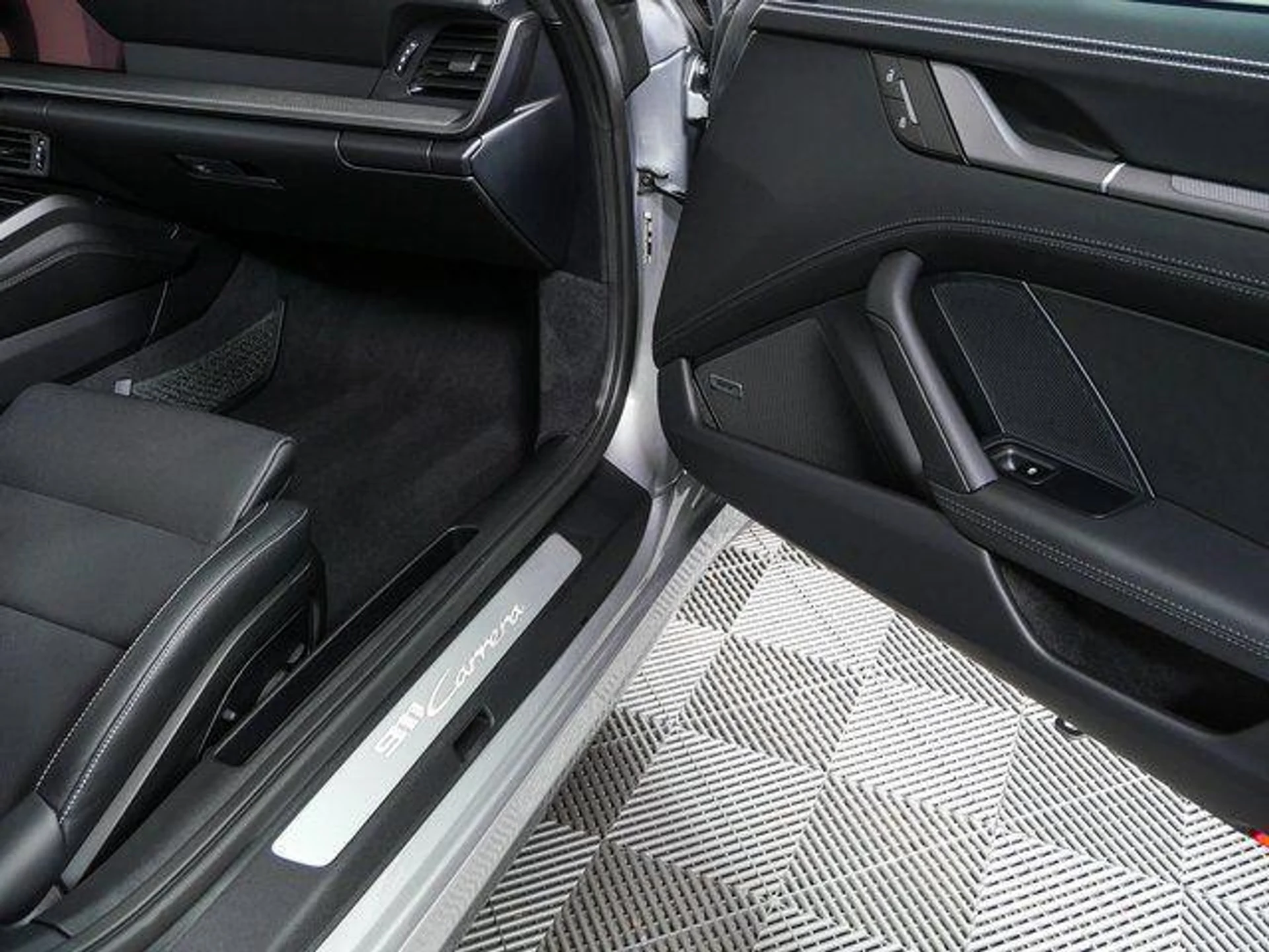 mph022_964262215_bk_Z_Gr_Ml_MAN_6h_Va26h_Ls8_2_PKQ_b9774a817d