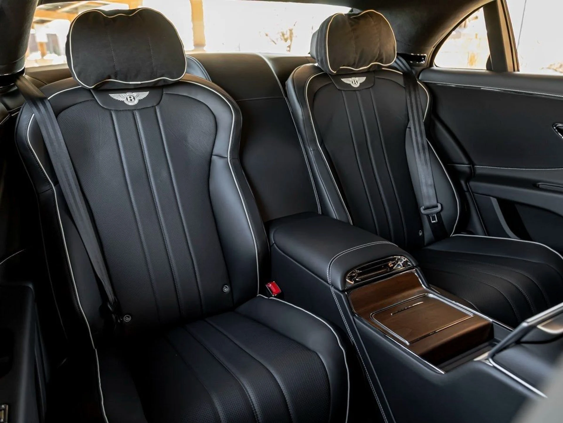 mph022_964967063_23_031f5c84e8