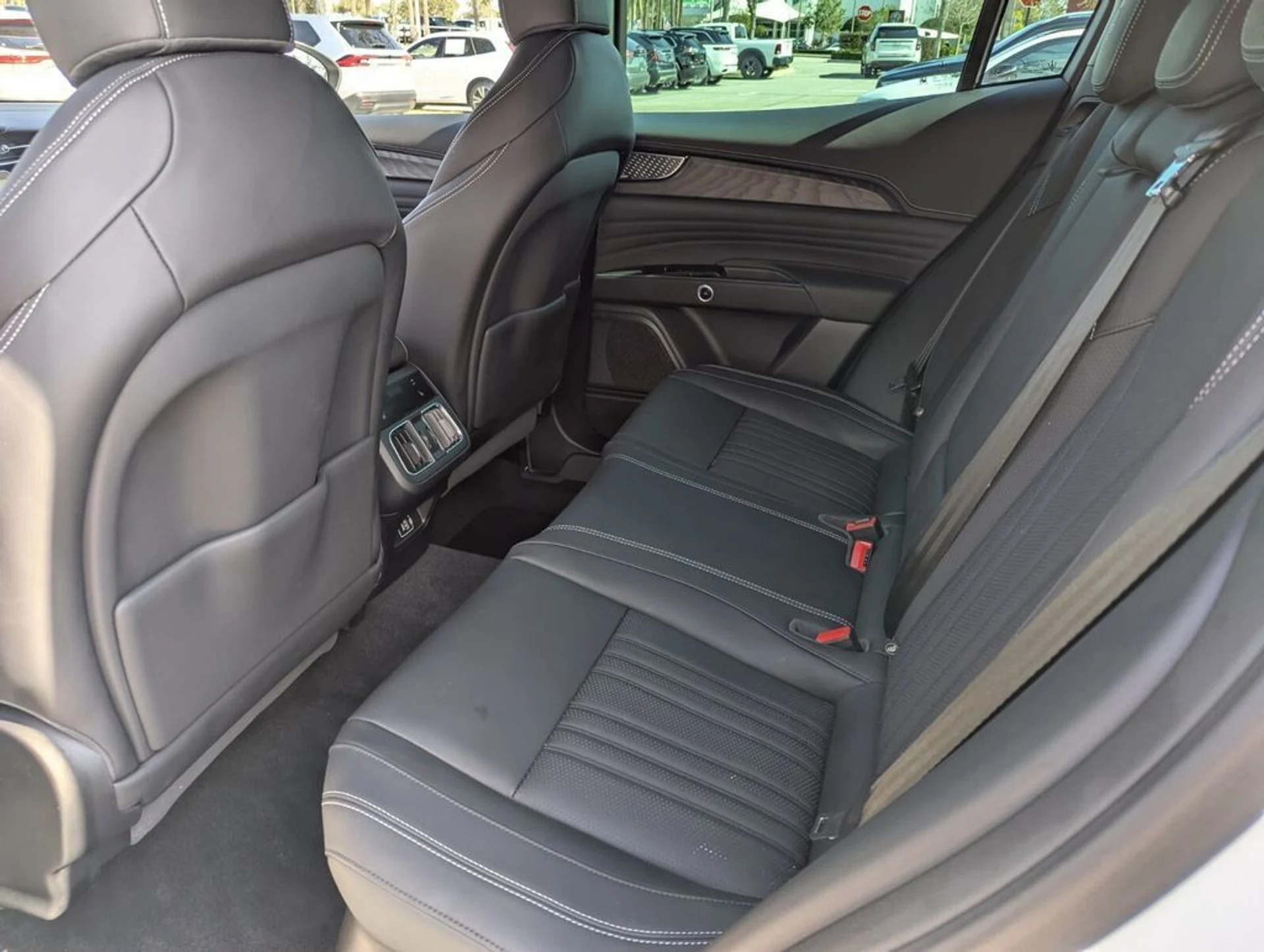 mph022_970707535_3ba3bb893252a0365da3d4eea0201425_edaef9cdd1