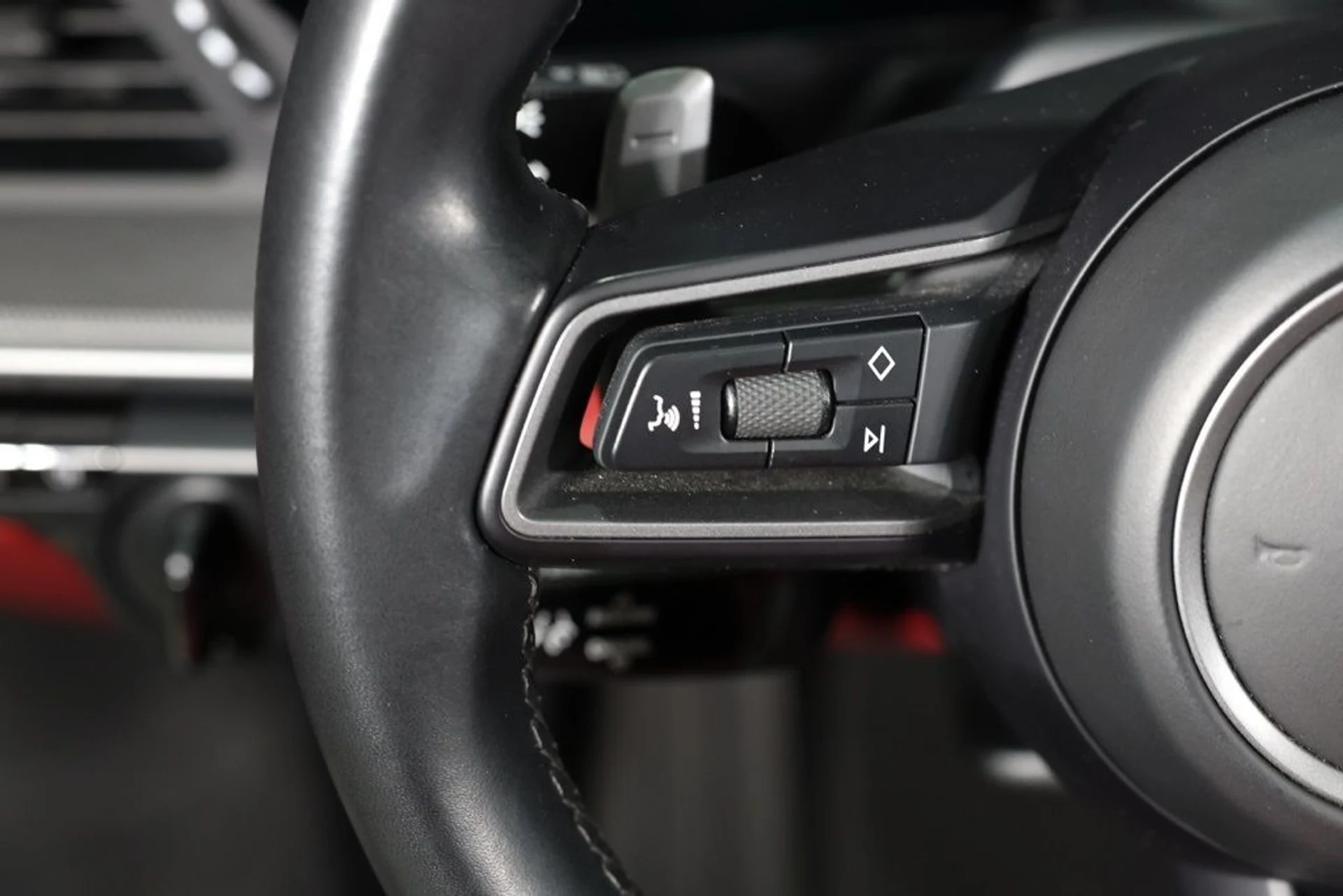 mph022_971787729_a1gd2hz4k0j1ip3uydi7vzc9wq9g_136a837eee