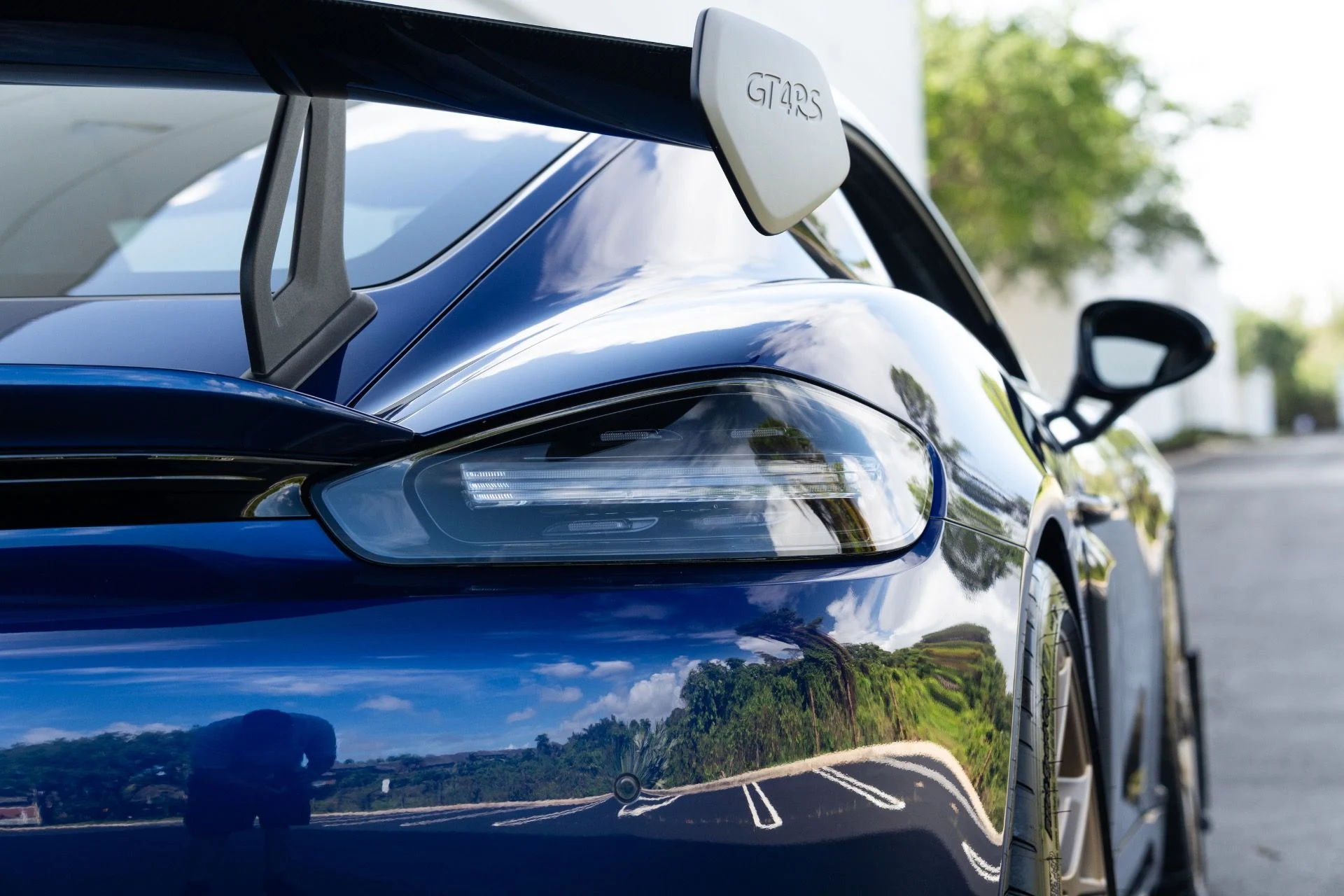 mph022_971938488_Used_2024_Porsche_718_Cayman_GT_4_RS_1775021157_5863ff7190