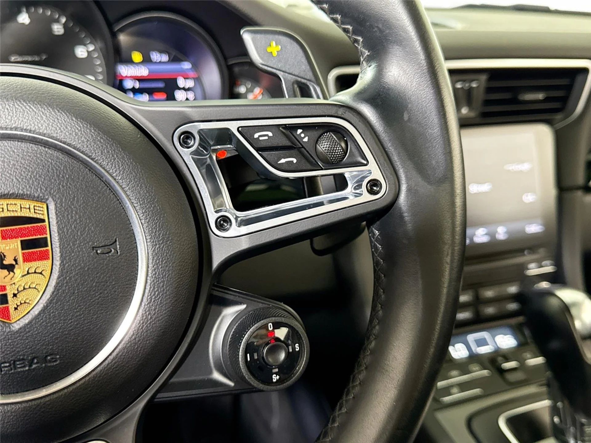 mph022_98040360_e7190f703c192662cb4f52f08cbda510_ee69a5b100