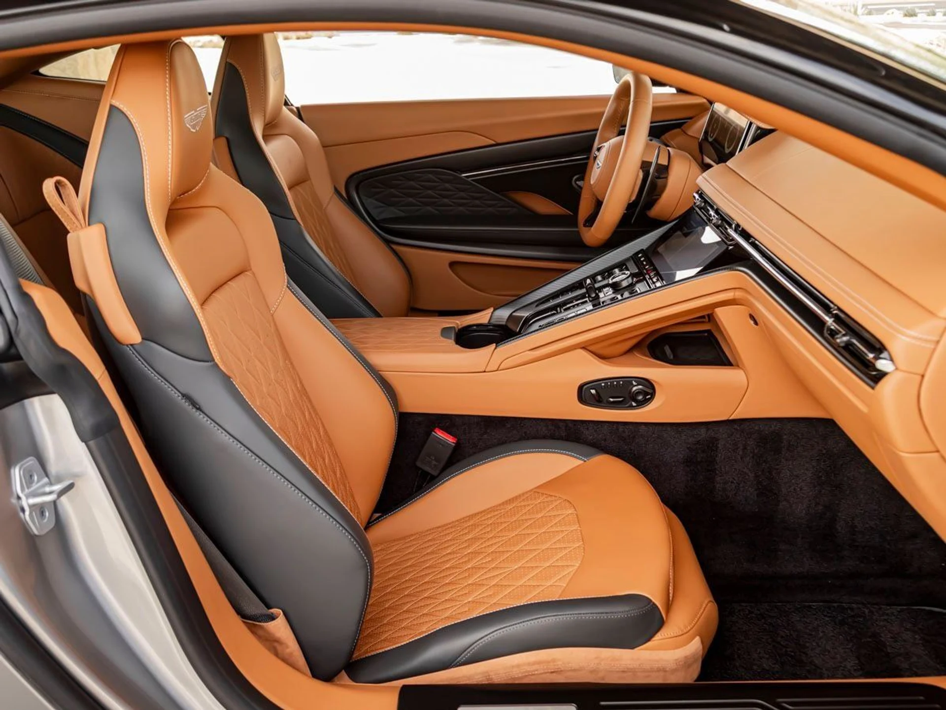 mph022_987281942_23_613ed72983