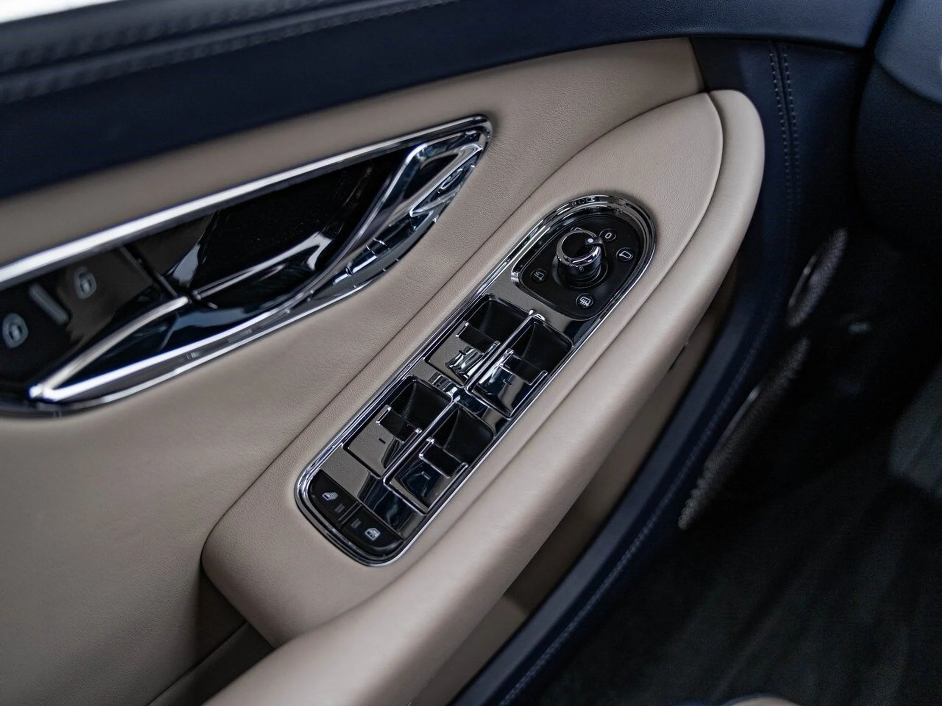 mph022_988397537_5753023d5106d86e68e3bdc2855a3ab9x_f3b09a95ee