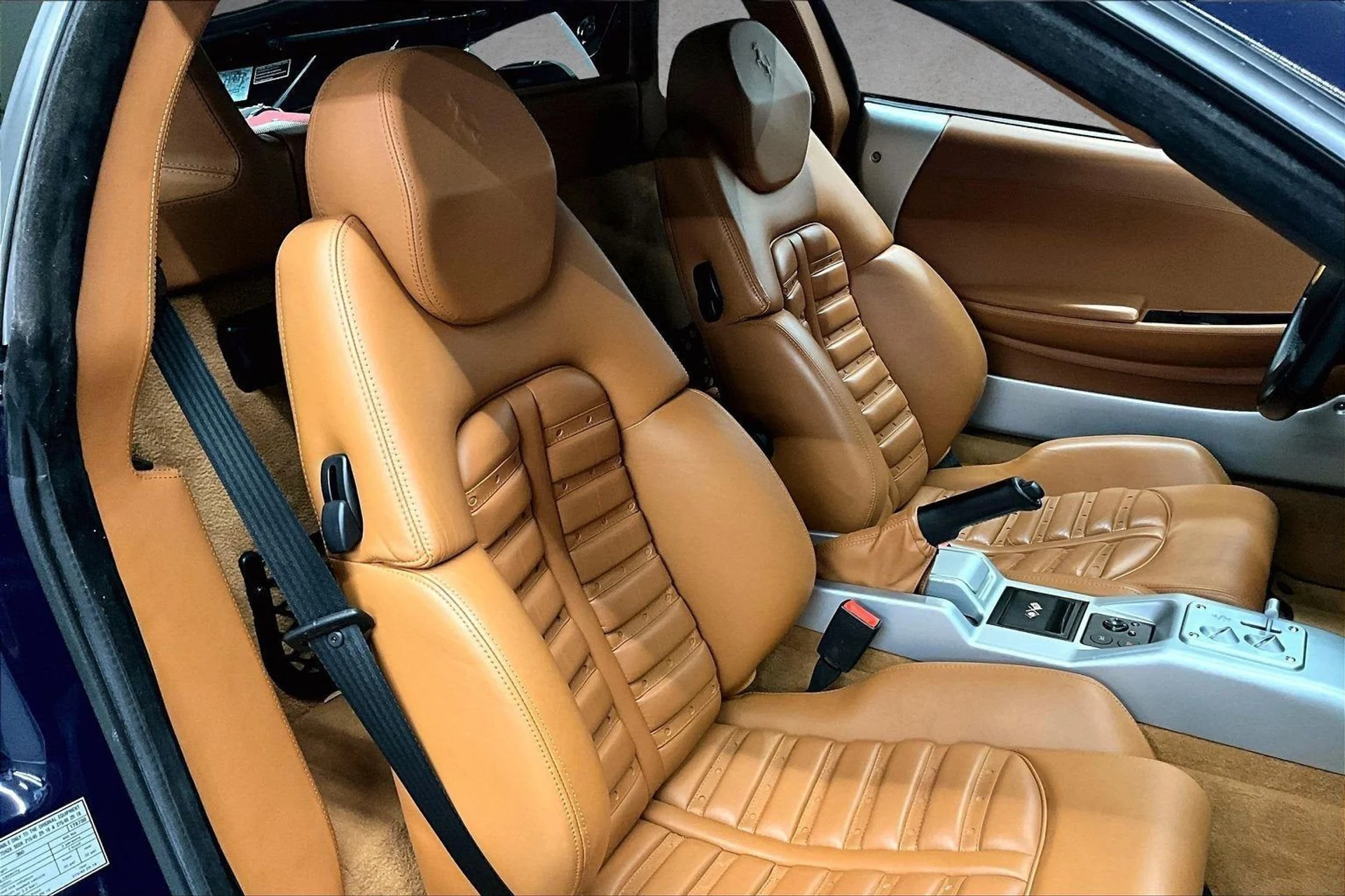 mph022_989440006_d0f7478894434678a9e96f68db2e8cdd_df0ba1627f