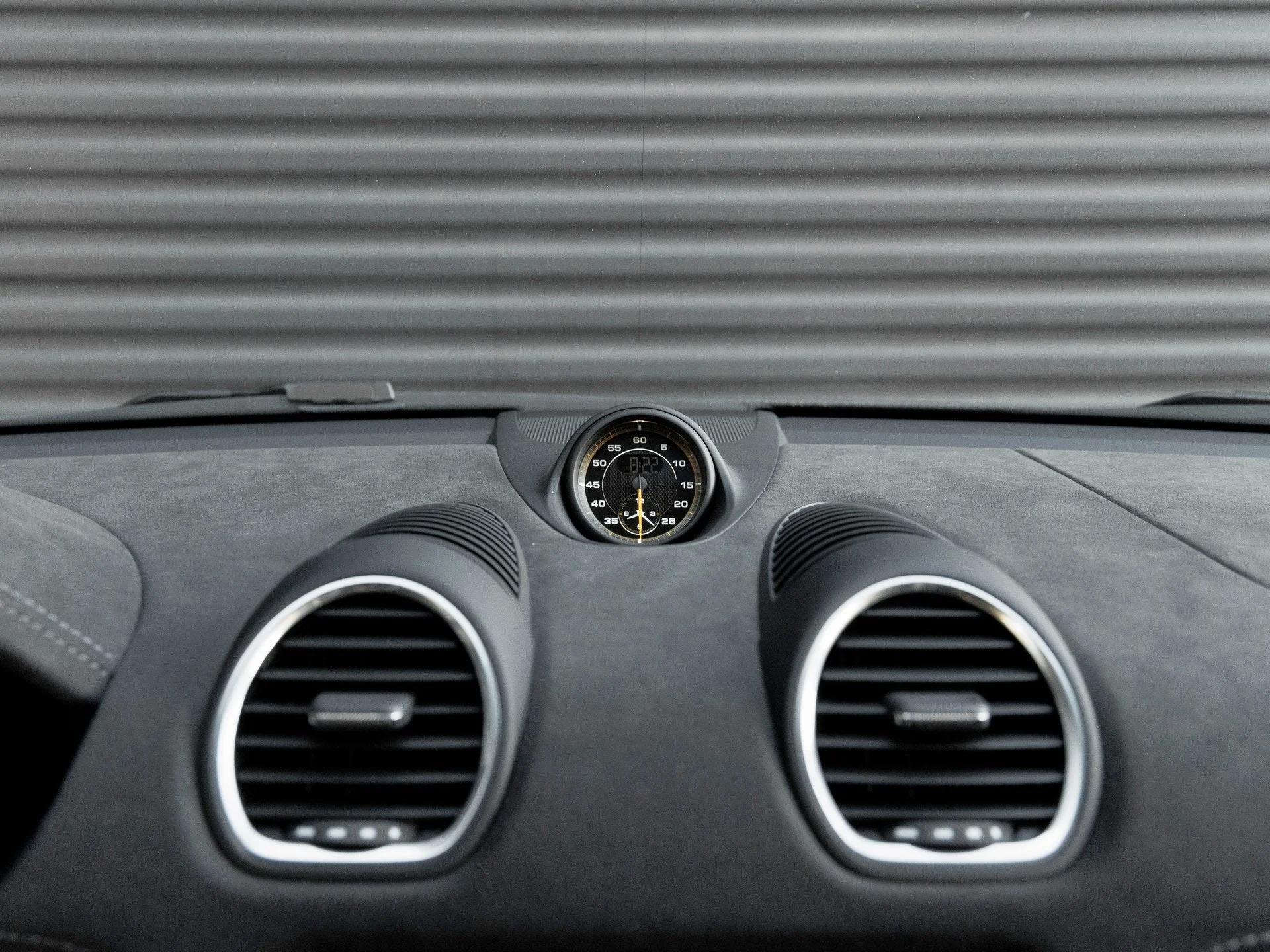 mph022_996501081_23_cb4b0082e2