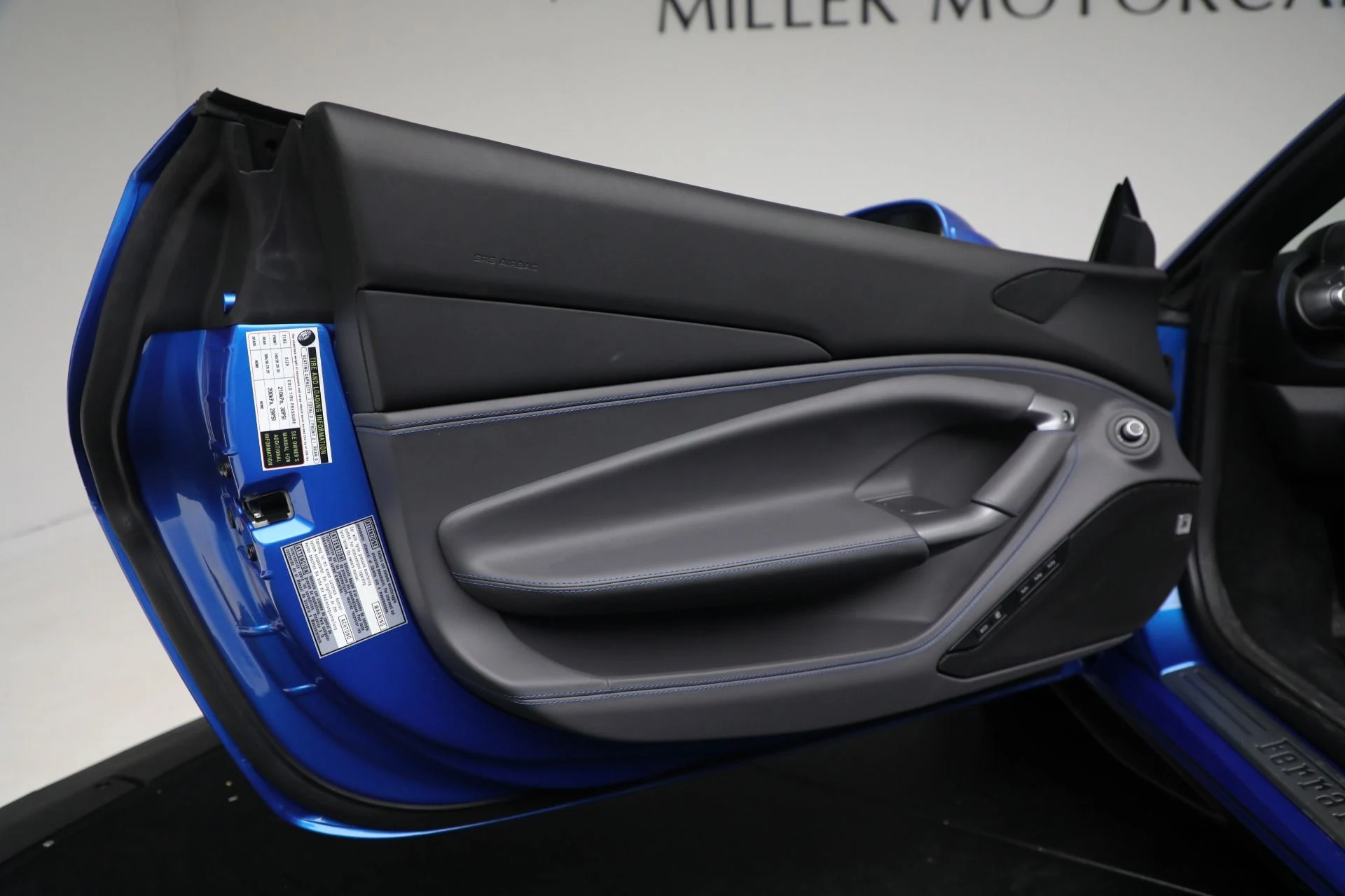 mph022_997119116_Used_2023_Ferrari_F8_Spider_ca469e7093