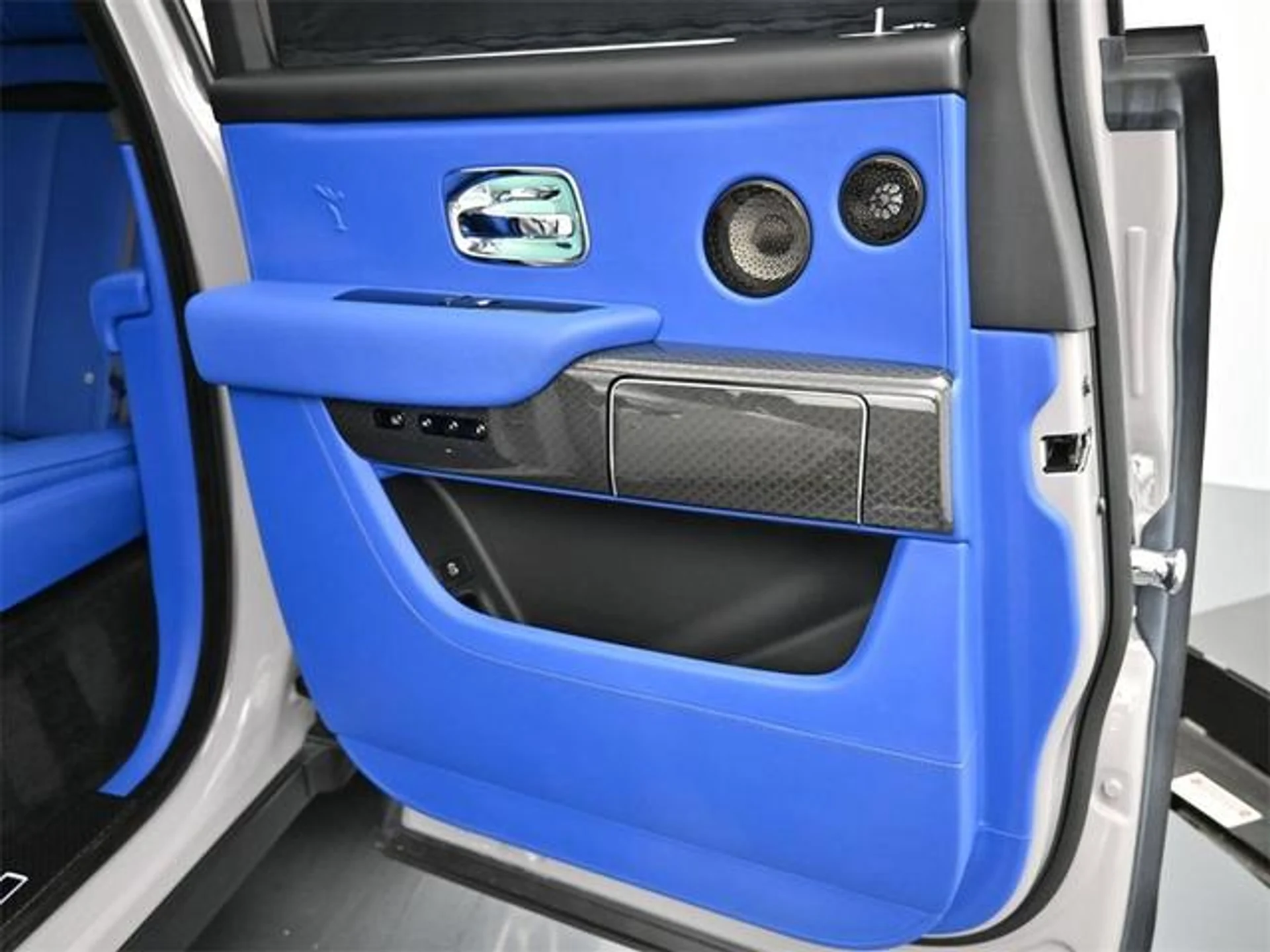 mph022_k_J7_PM_3_Lf_E2k_R48_O0_Zflha_GYQ_4_707a6323c0