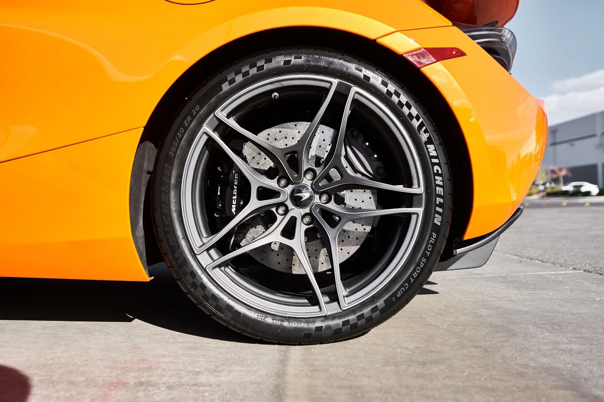 mph023_1001486617_Used_2018_Mc_Laren_720_S_Performance_1764955123_22f3b51617