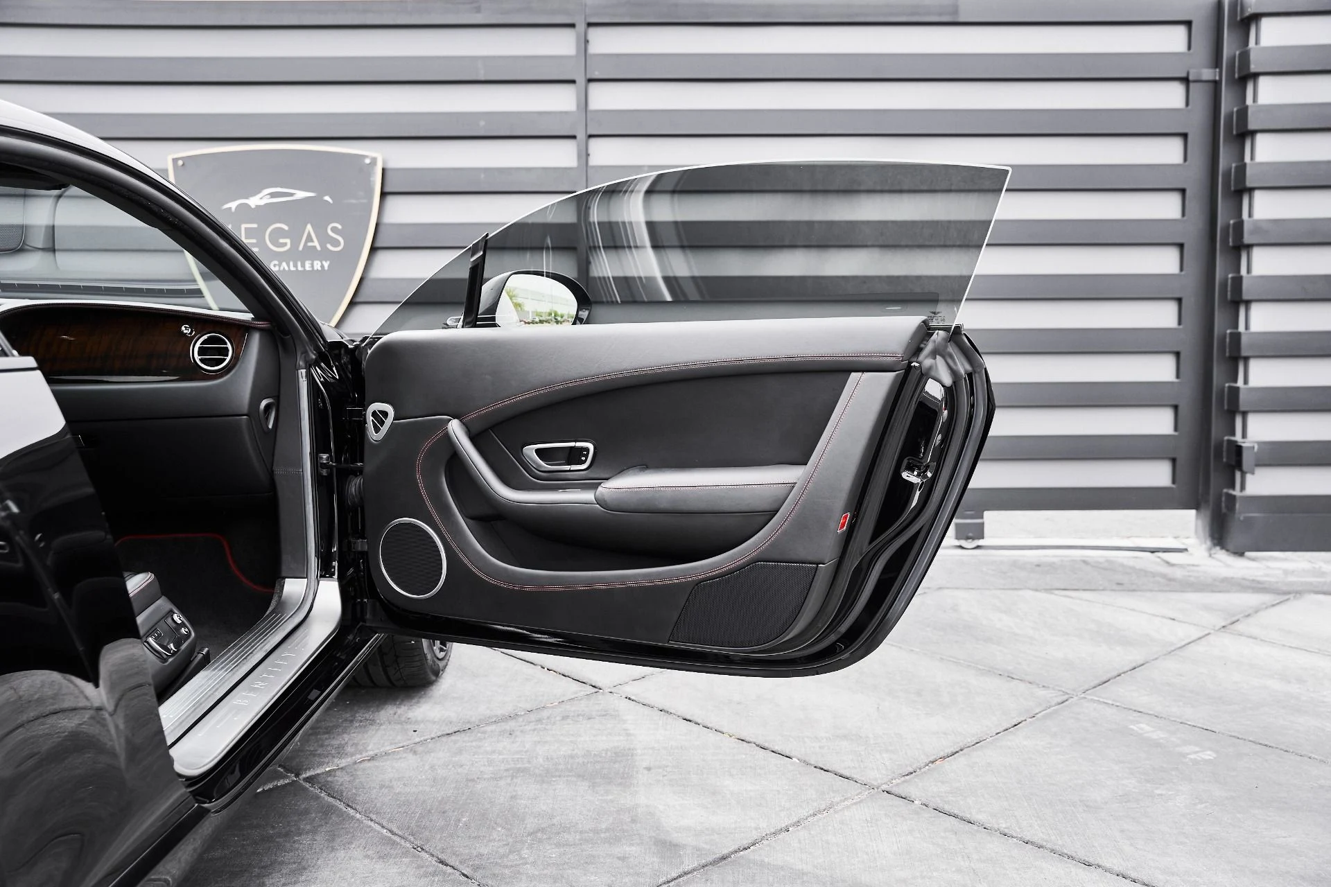 mph023_1007123635_Used_2016_Bentley_Continental_GT_V8_1775005764_f257016536