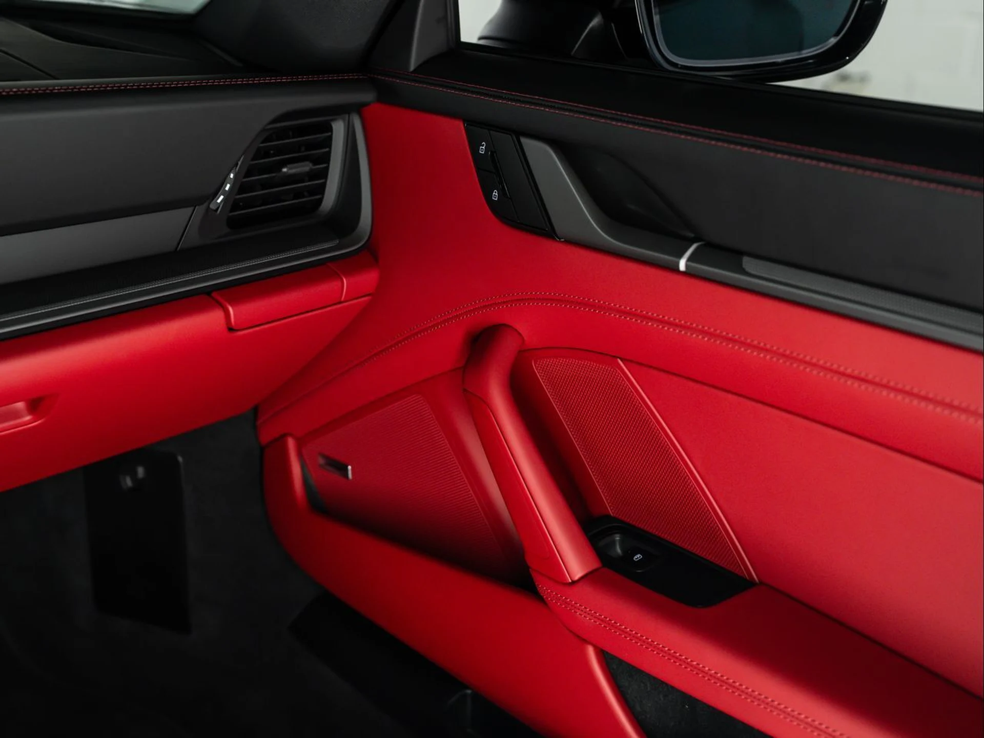 mph023_1007390148_0a3b6f5960116482b4ea04d586fc6097_24956d7520