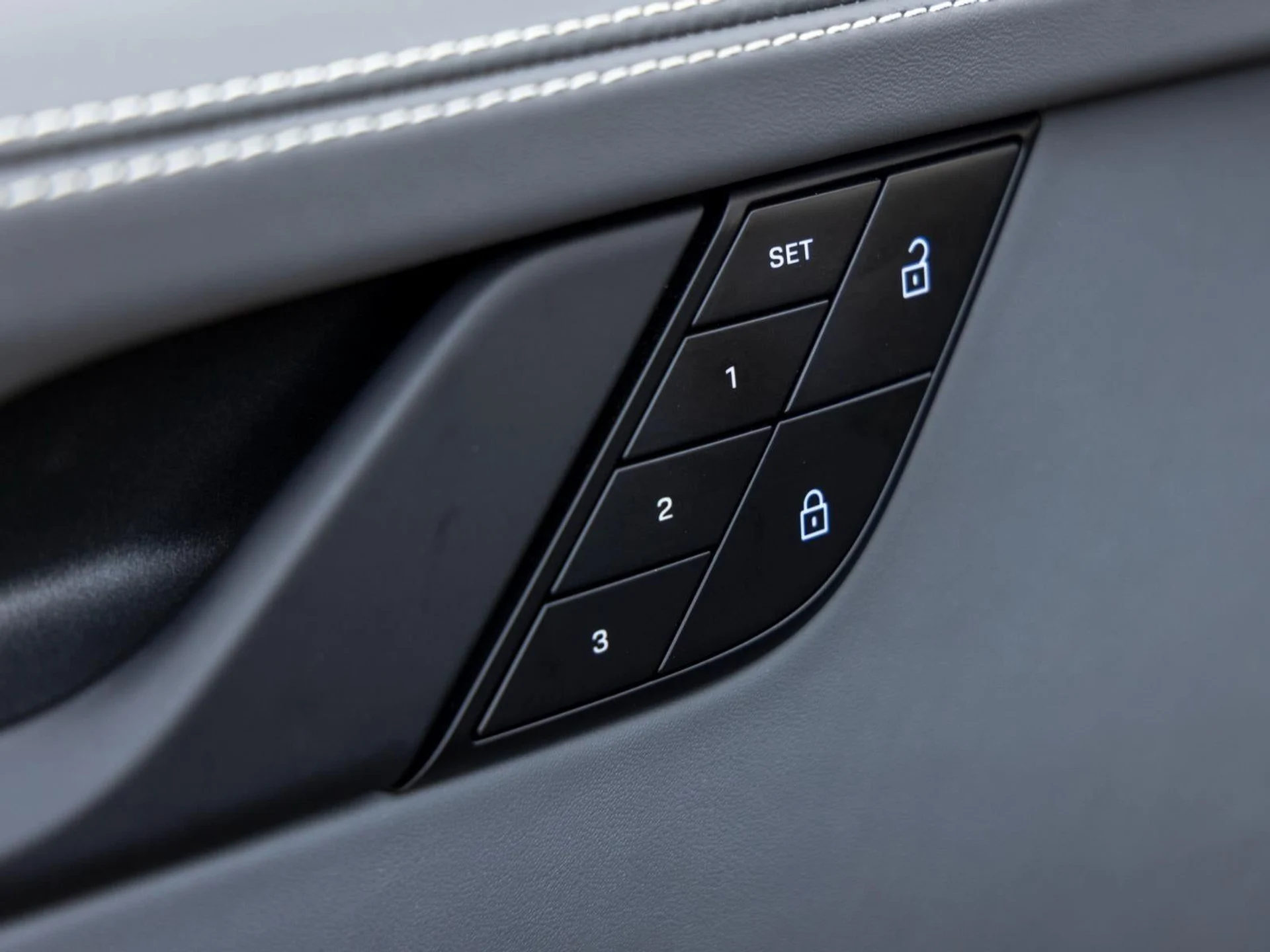 mph023_1013412894_24_3e2902d9b1