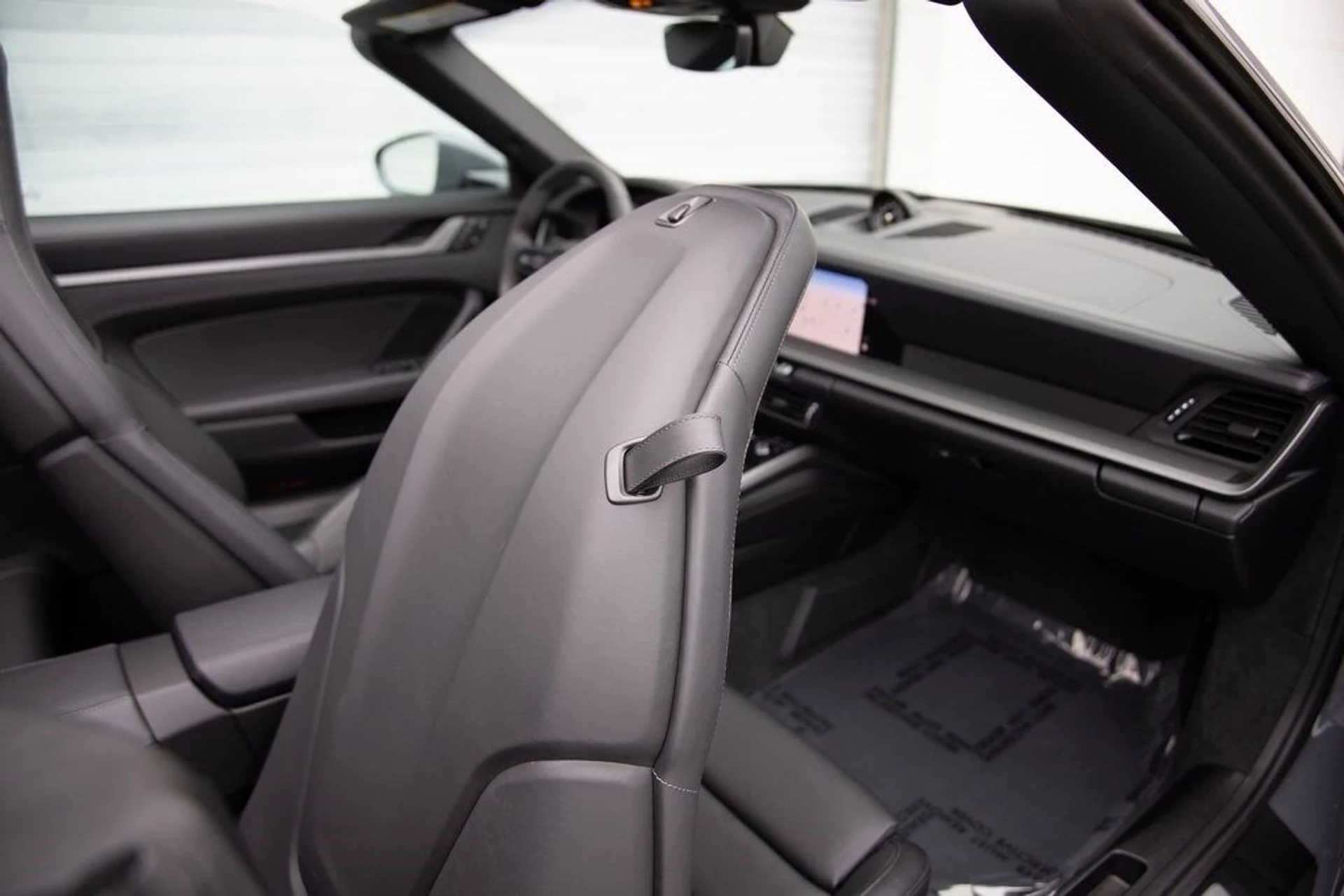 mph023_1015764453_097969efaacc24959af6f200cb8b0576x_928f6f4c91