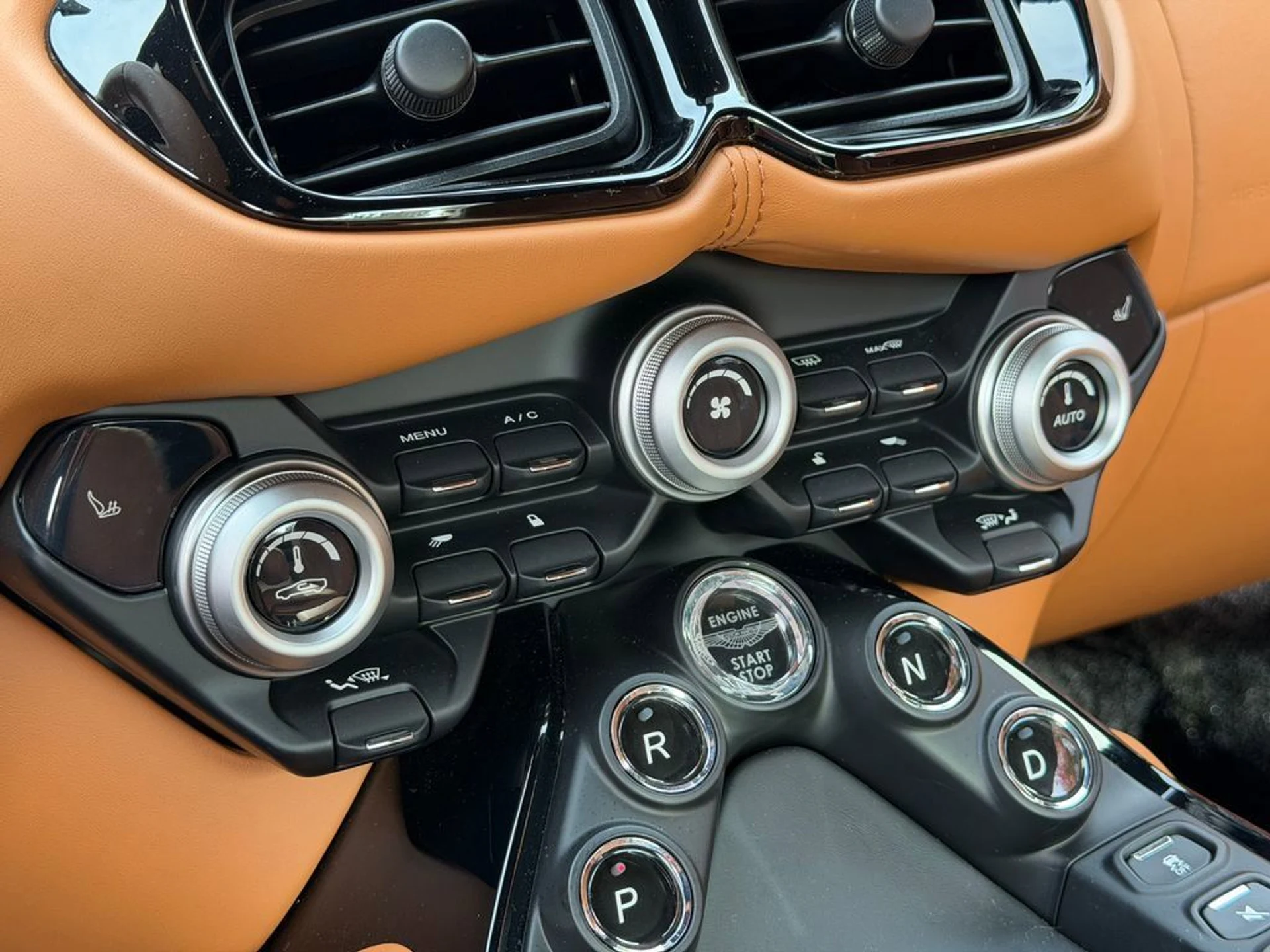 mph023_1016135383_47024d52677f487fbe296728f5945439_5f4362a8d8