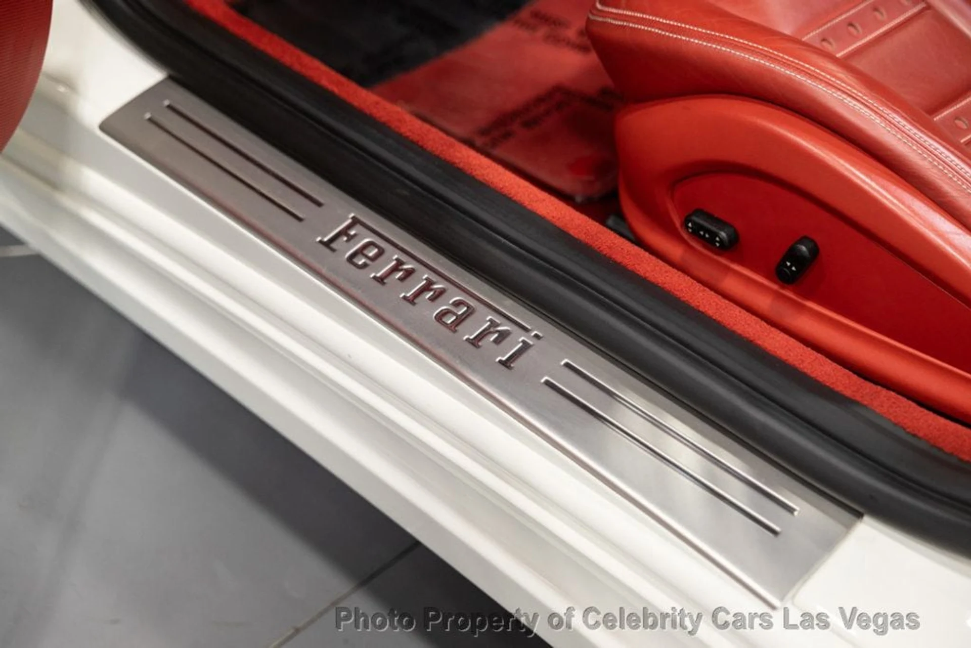 mph023_1022377825_used_2014_ferrari_california_2drconvertible_9707_21961788_24_1024_b2ec62e8cc