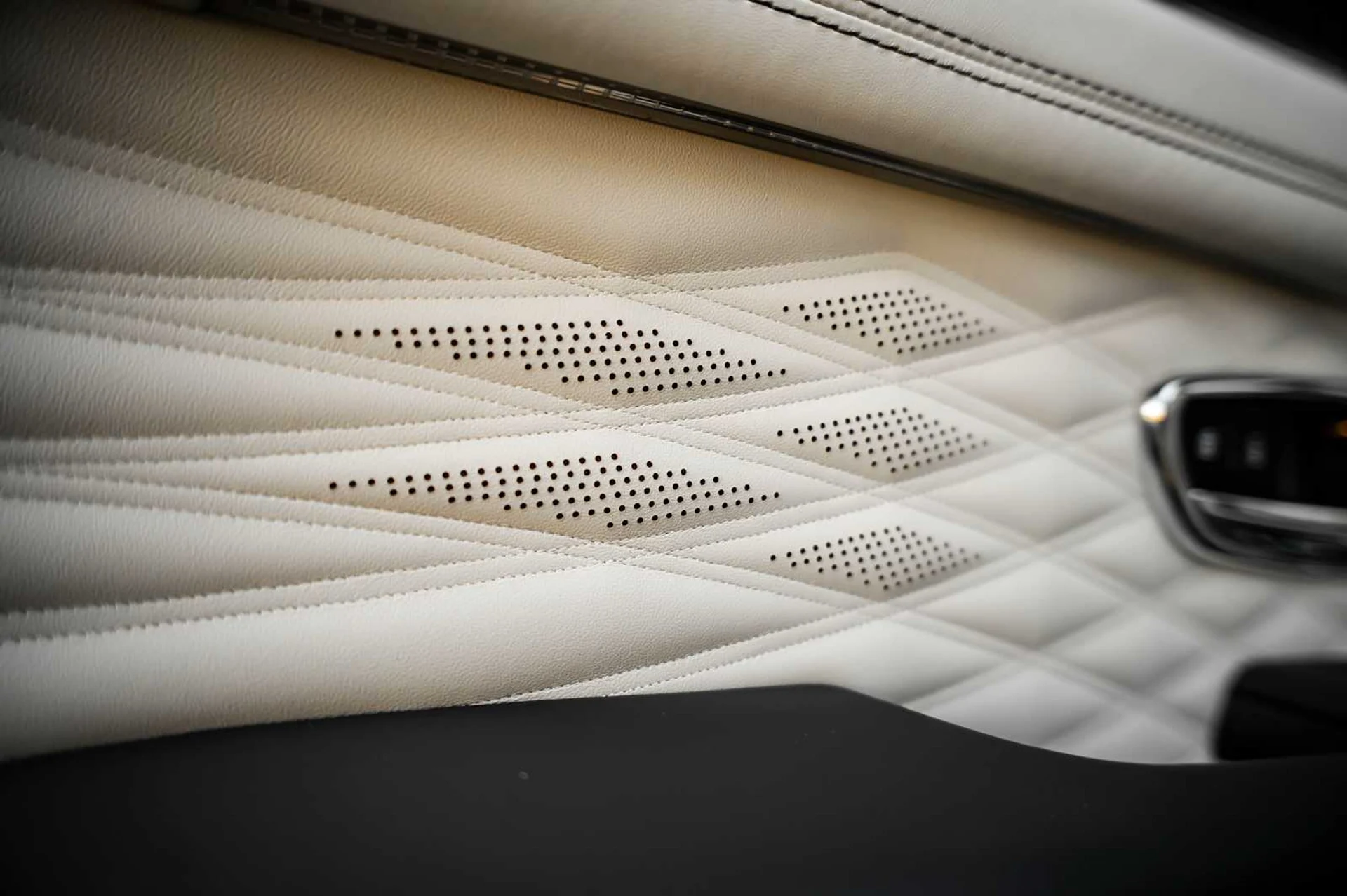 mph023_1031502598_e736230b7ae880e4c139cef5e959c2ffx_7a55832464