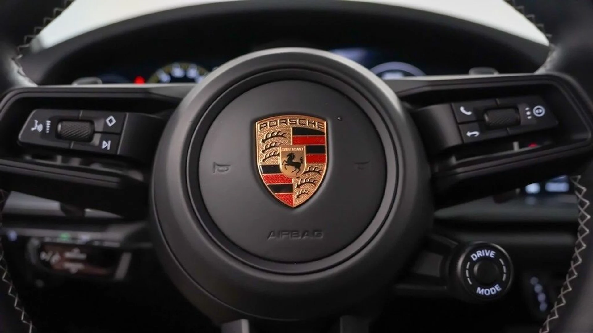 mph023_103511103_672fe7701274ce7b4b3a65f4c02e9796x_6b5124c36f