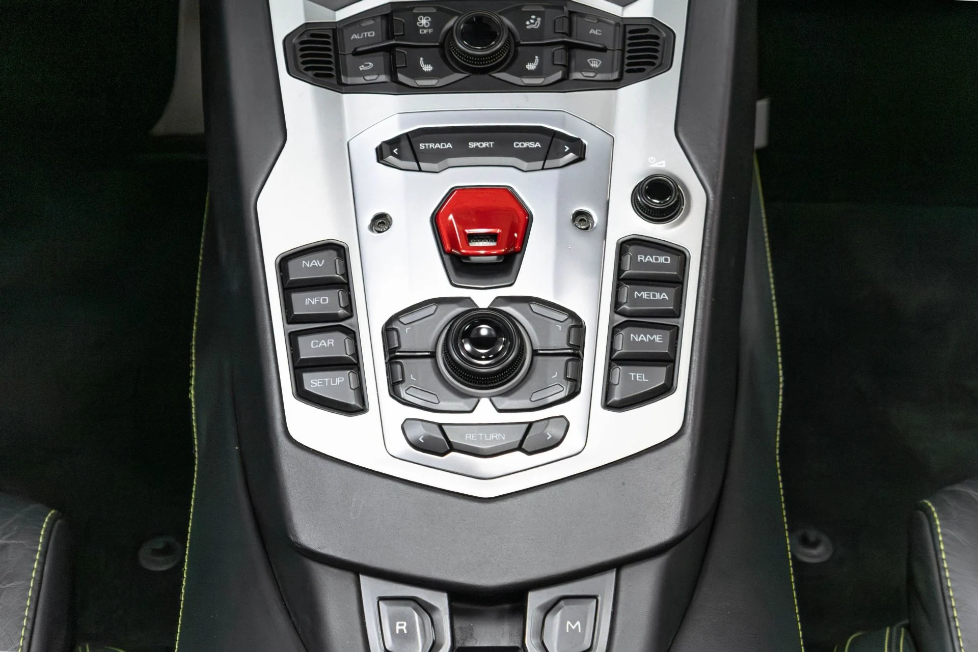 mph023_1039327224_Used_2015_Lamborghini_Aventador_LP_700_4_1780593182_593c22056e