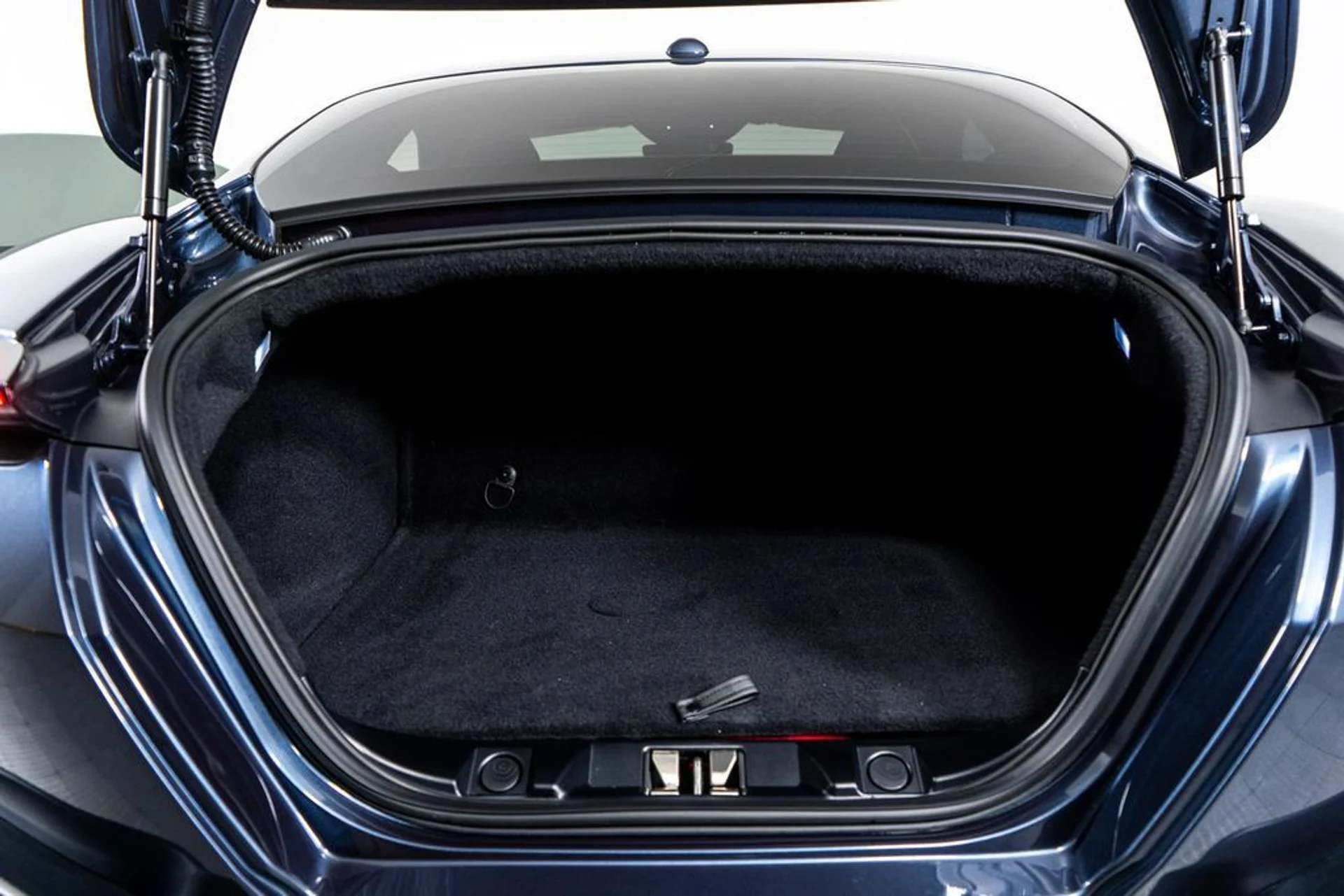 mph023_105148226_7ae9b422_a5e4_45f5_bbc8_16af93485a16_881f29e85d