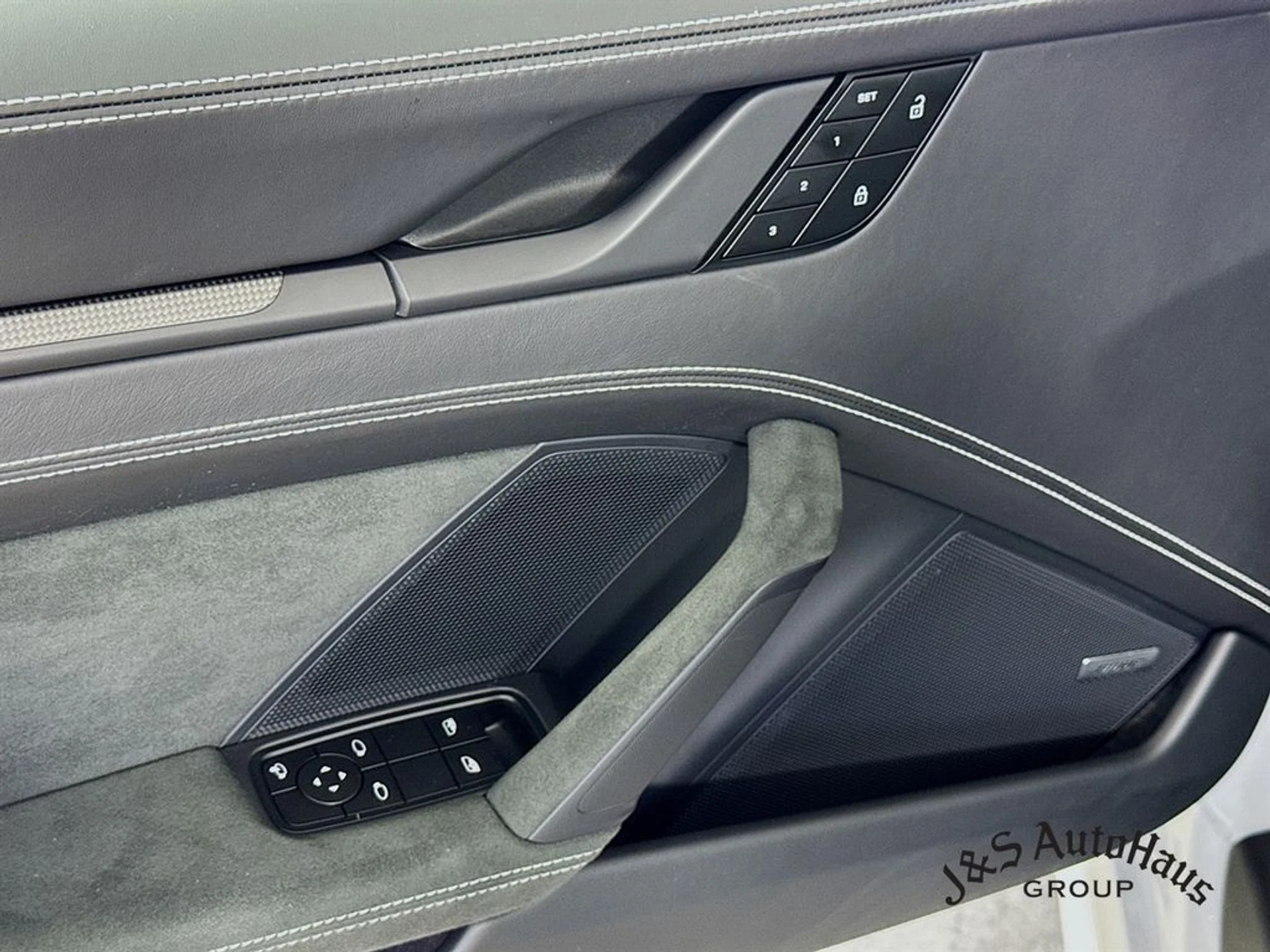 mph023_1055702076_517ncfwzxu8409mnb9969ysrnn30_48b9ac1a67