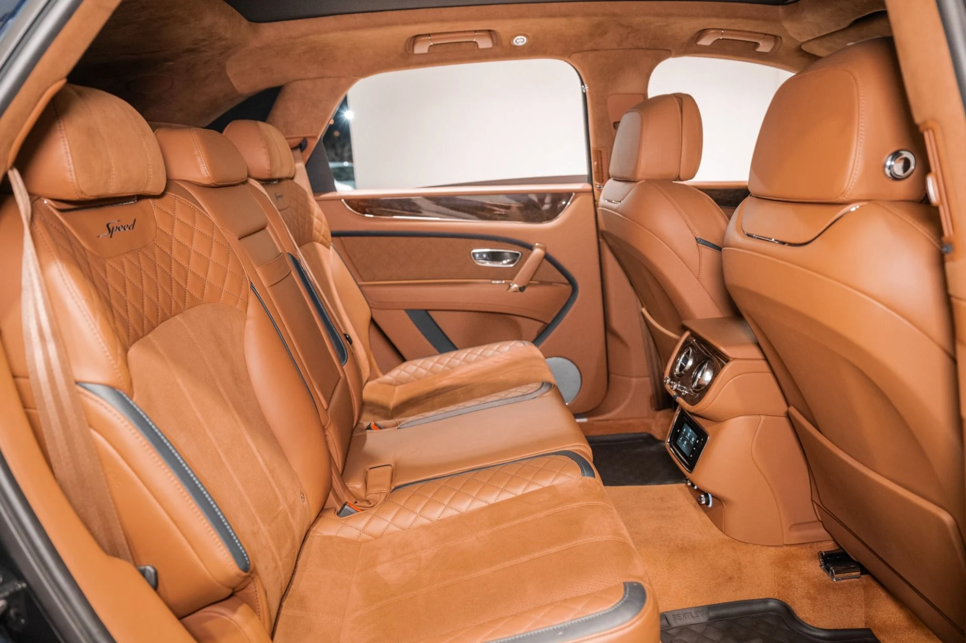 mph023_1056907857_Used_2020_Bentley_Bentayga_Speed_1771863926_09737c454e