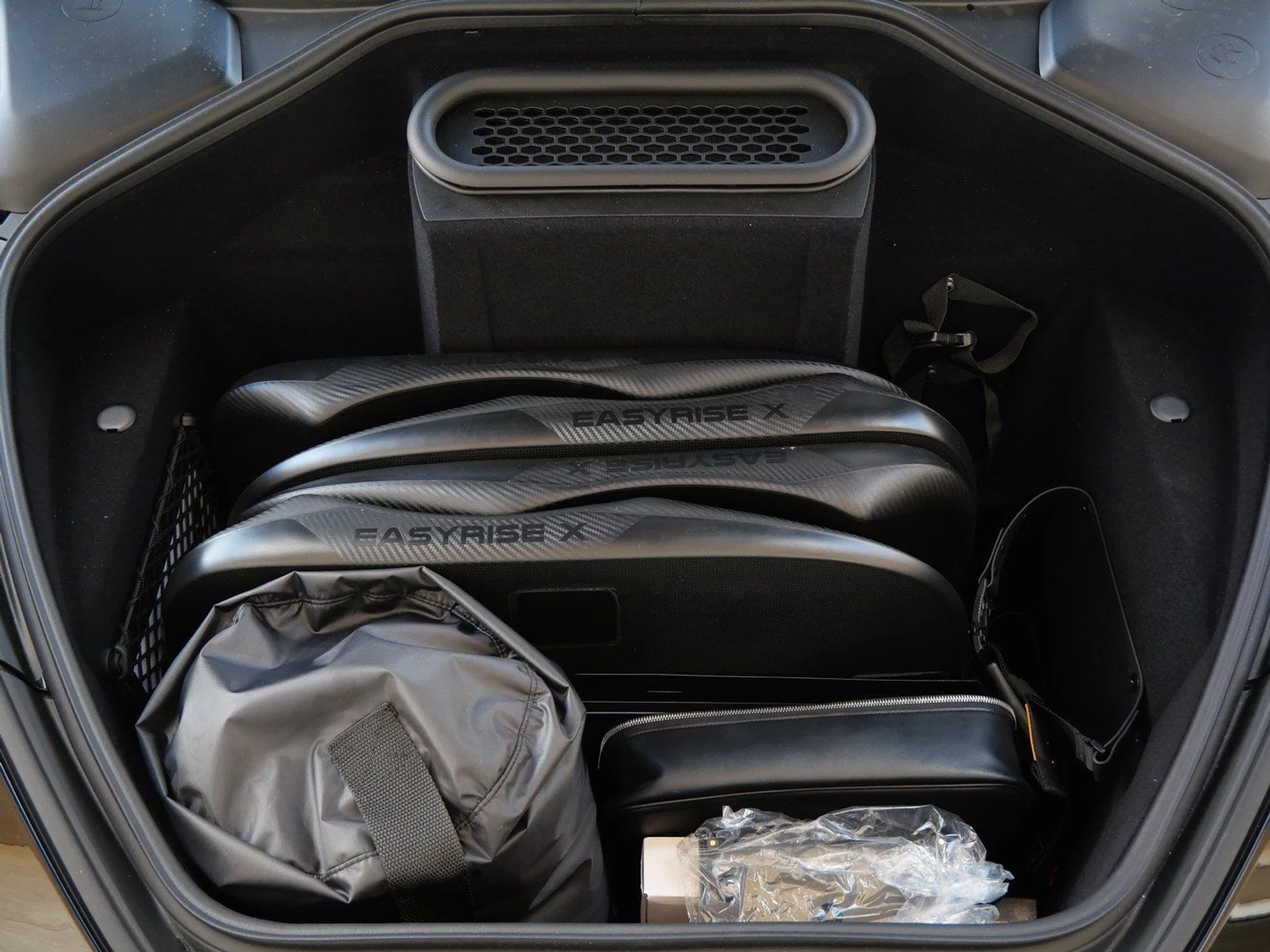 mph023_1060519071_d3d1e2b1eee2264aabfdf514b7a5d38ax_4d05fa69bc