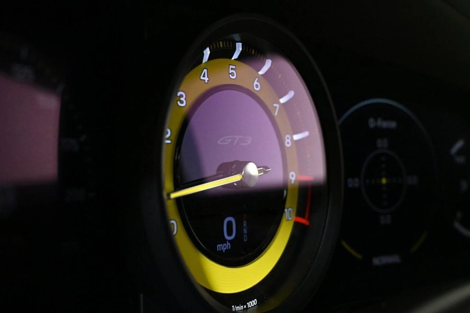 mph023_1065531581_9c71aea0f4a3468c98b7fe848751e182_e371419973