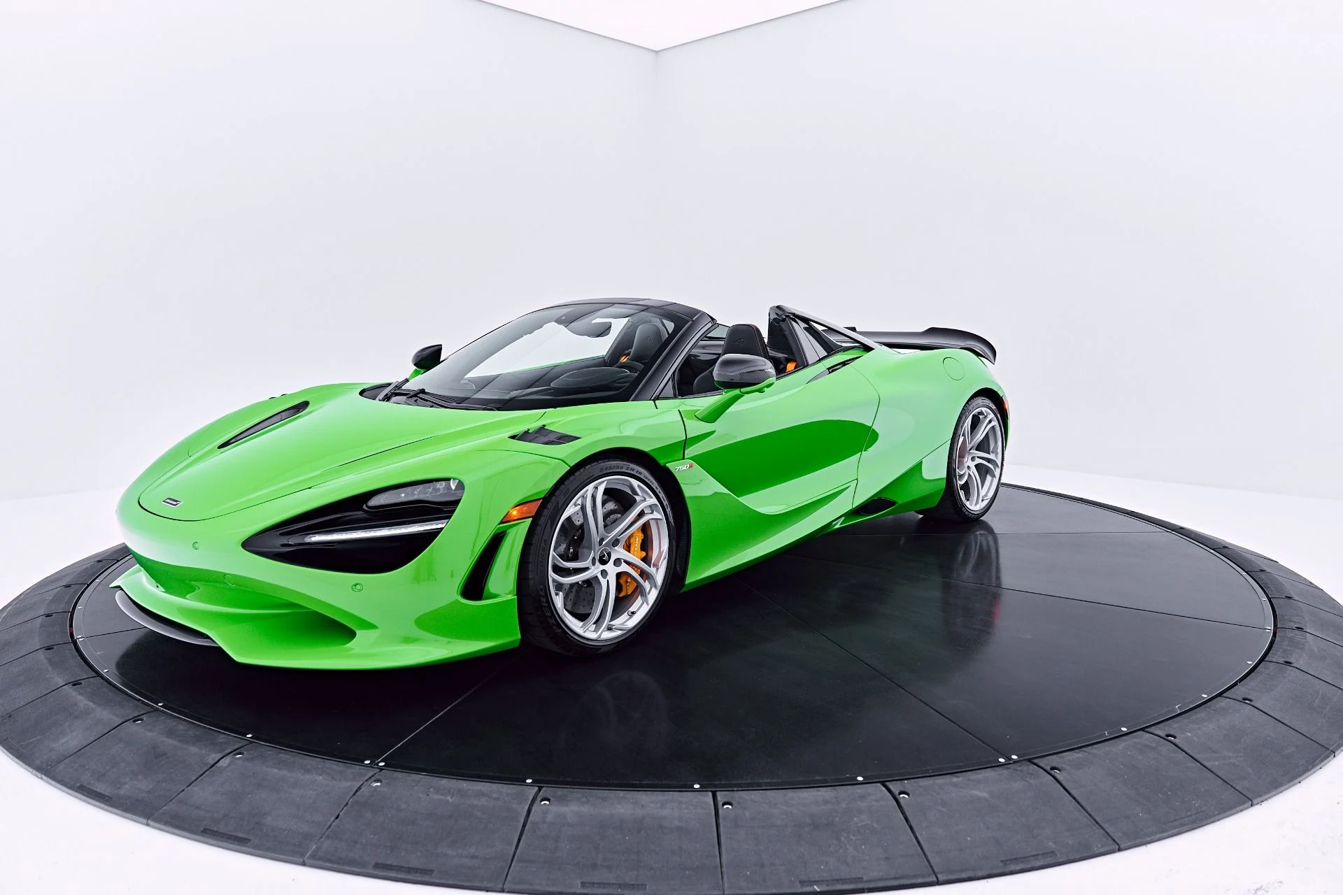 mph023_106610976_Used_2025_Mc_Laren_750_S_1784081693_65c9c47adf