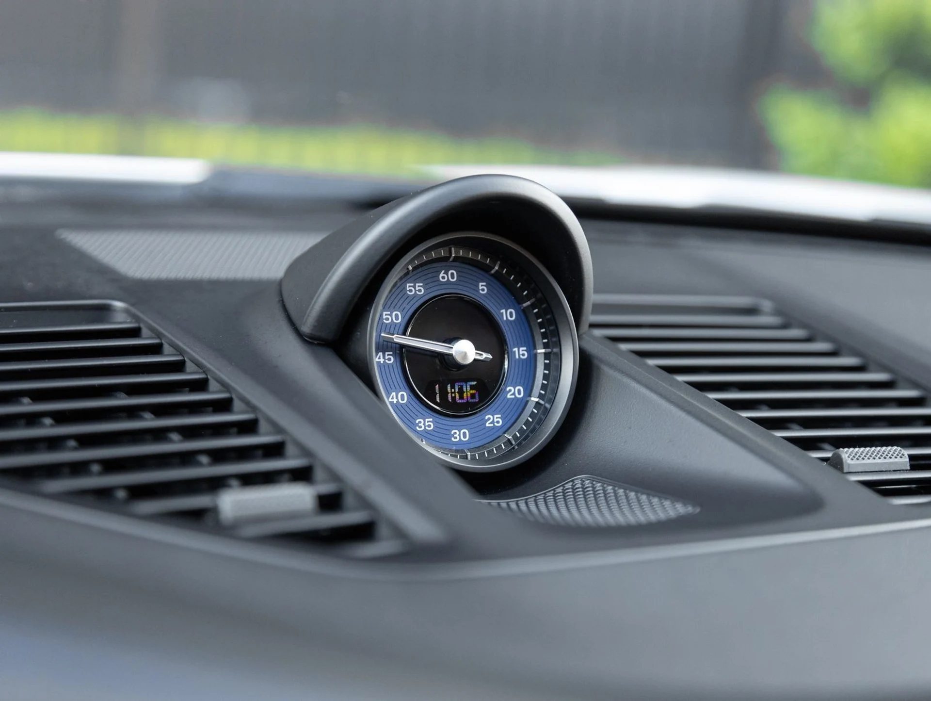 mph023_1068854155_24_20a89d2322