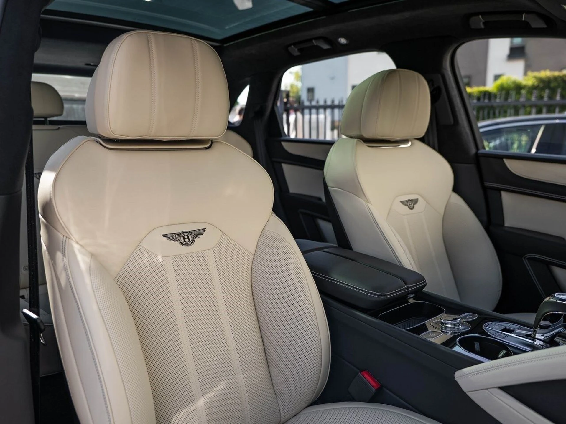 mph023_1070618379_a0f7997374214f35e204a9804ecbc031x_39b1737b56