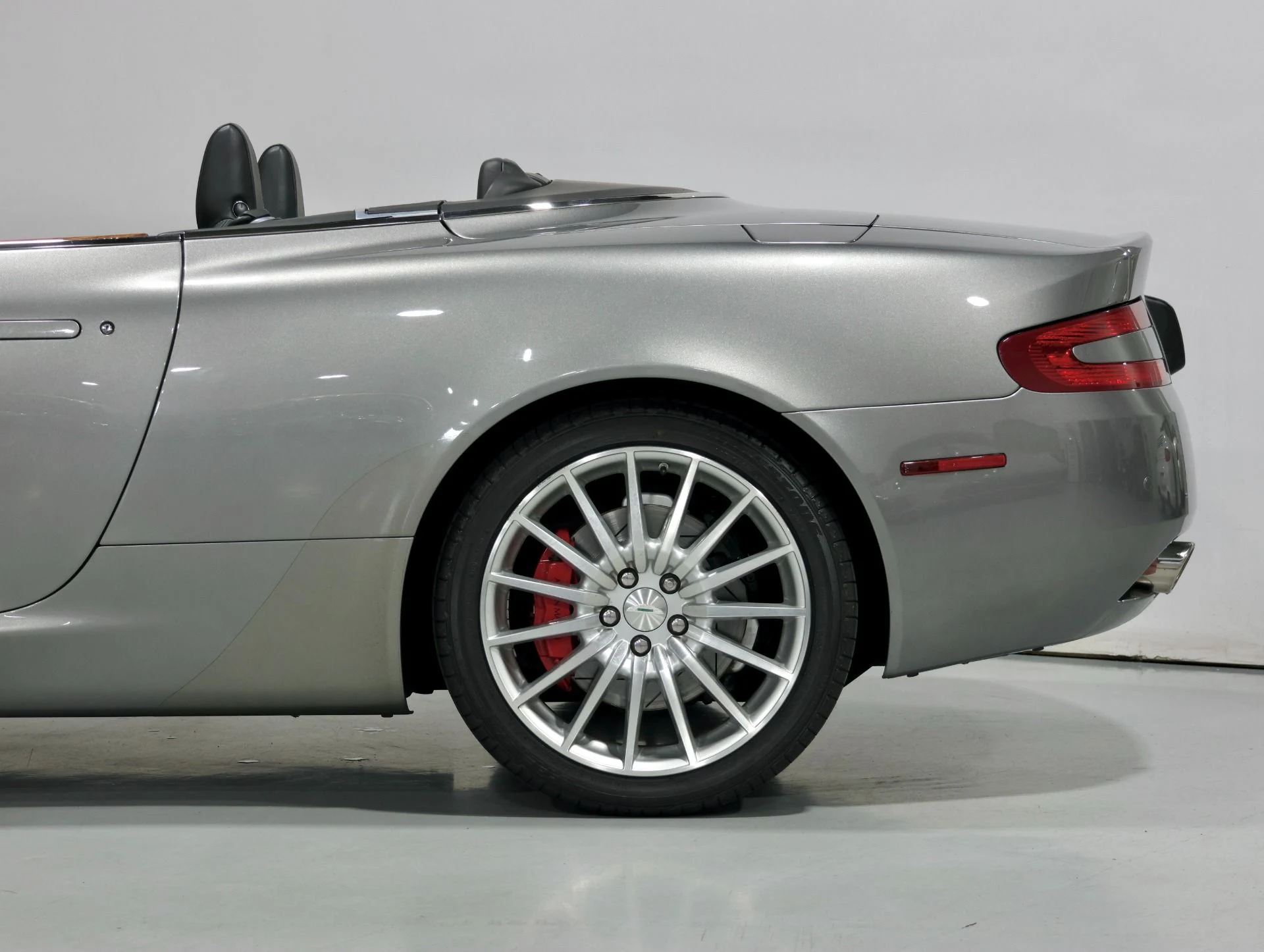 mph023_1072459288_Used_2008_Aston_Martin_DB_9_V12_Volante_V12_Power_Only_18_K_Miles_Freshly_Serviced_All_Original_1750279132_2a23285a49