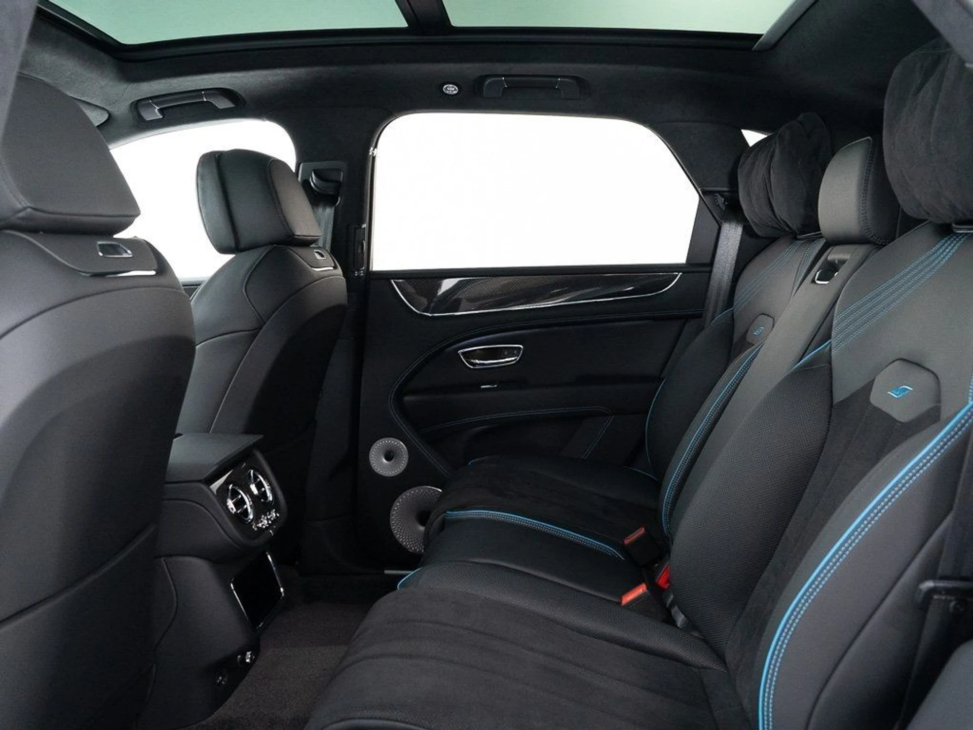 mph023_1073032030_626888fe373432afc6e2875e317276e7_d15a702e75